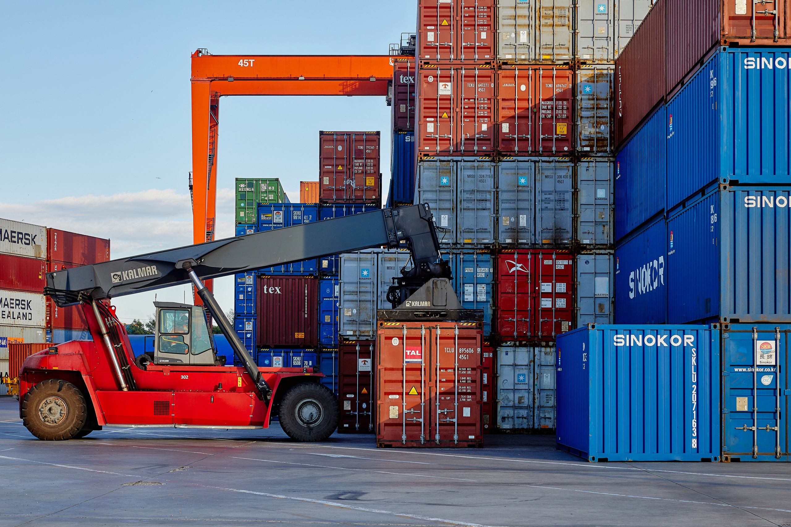 Фотограф репортаж Владивосток репортажная съёмка Приморский край фотосъёмка промышленность бизнес производство судно порт аэросъёмка