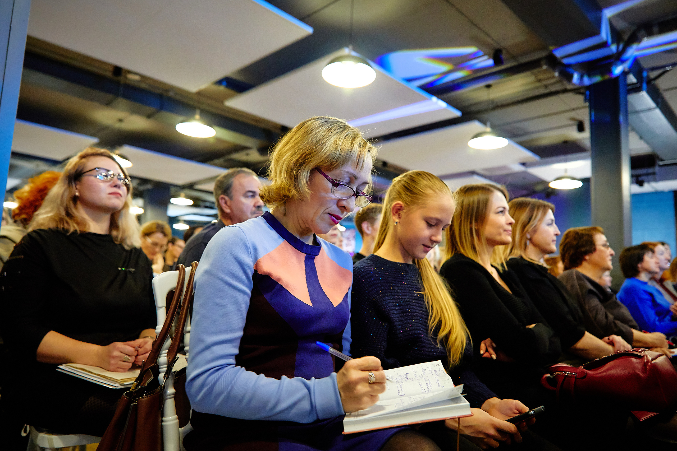 Фотограф Владивосток репортажная съёмка Приморский край официальная фотосъёмка