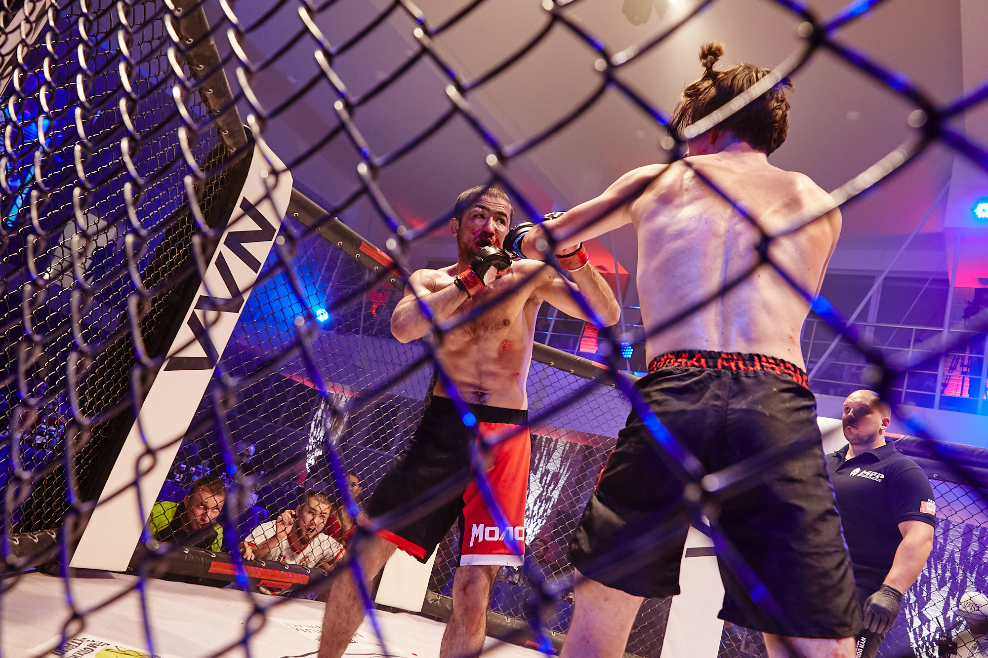 Спортивный Фотограф спорт мероприятие Владивосток единоборства ММА 