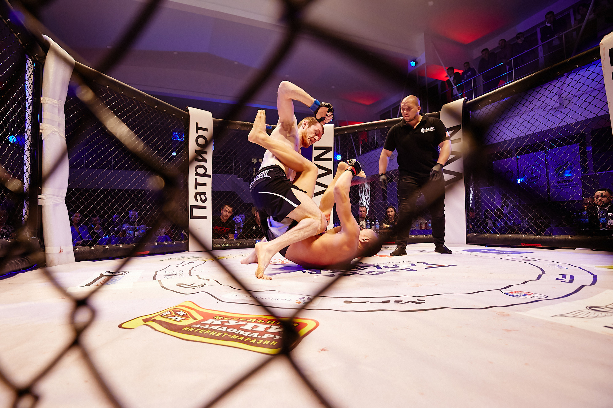 Спортивный Фотограф спорт мероприятие Владивосток единоборства ММА 