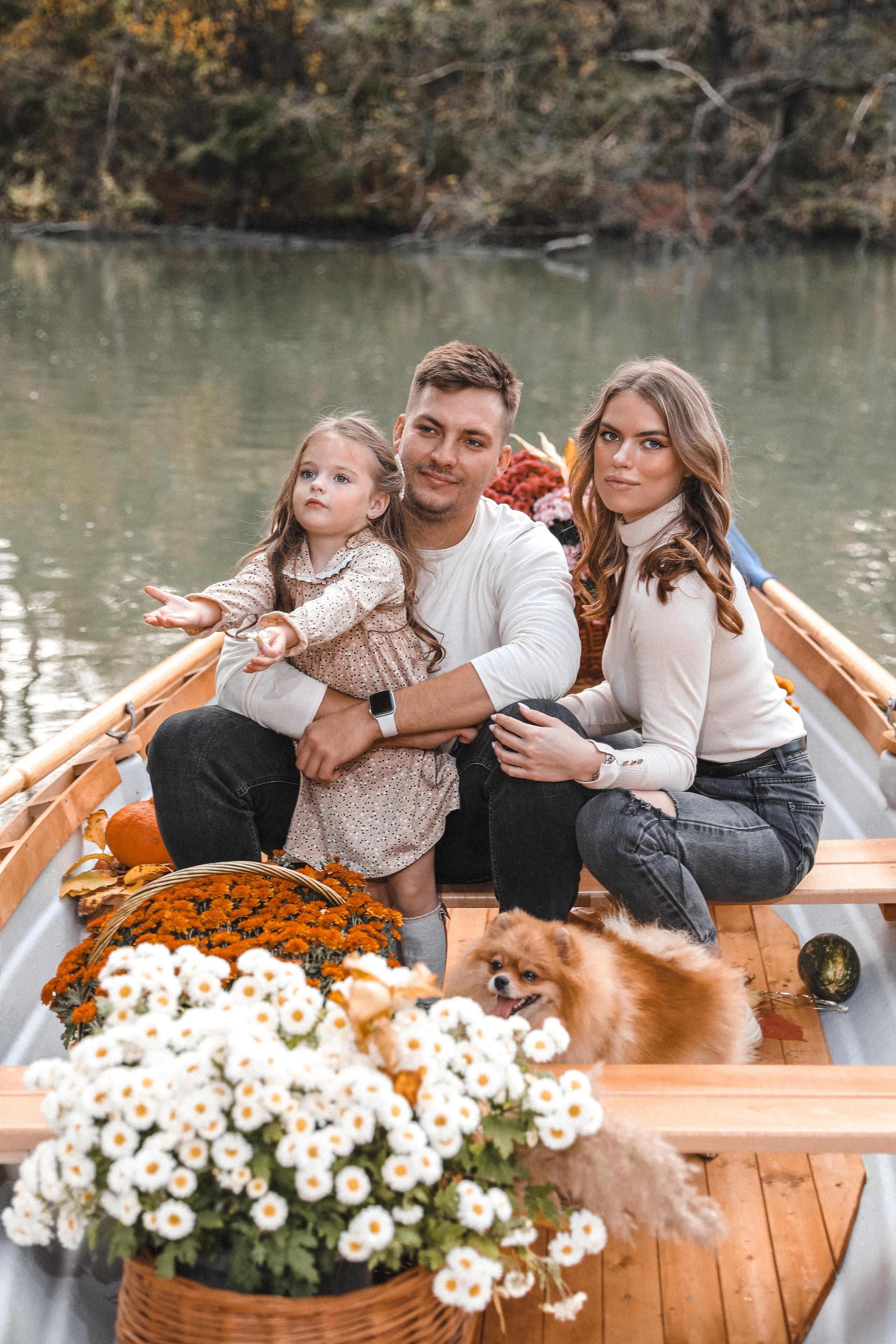 ПРОЕКТ «ЦВЕТОЧНАЯ ЛОДКА». Photographer Viktoriya Markushina «My world throug»