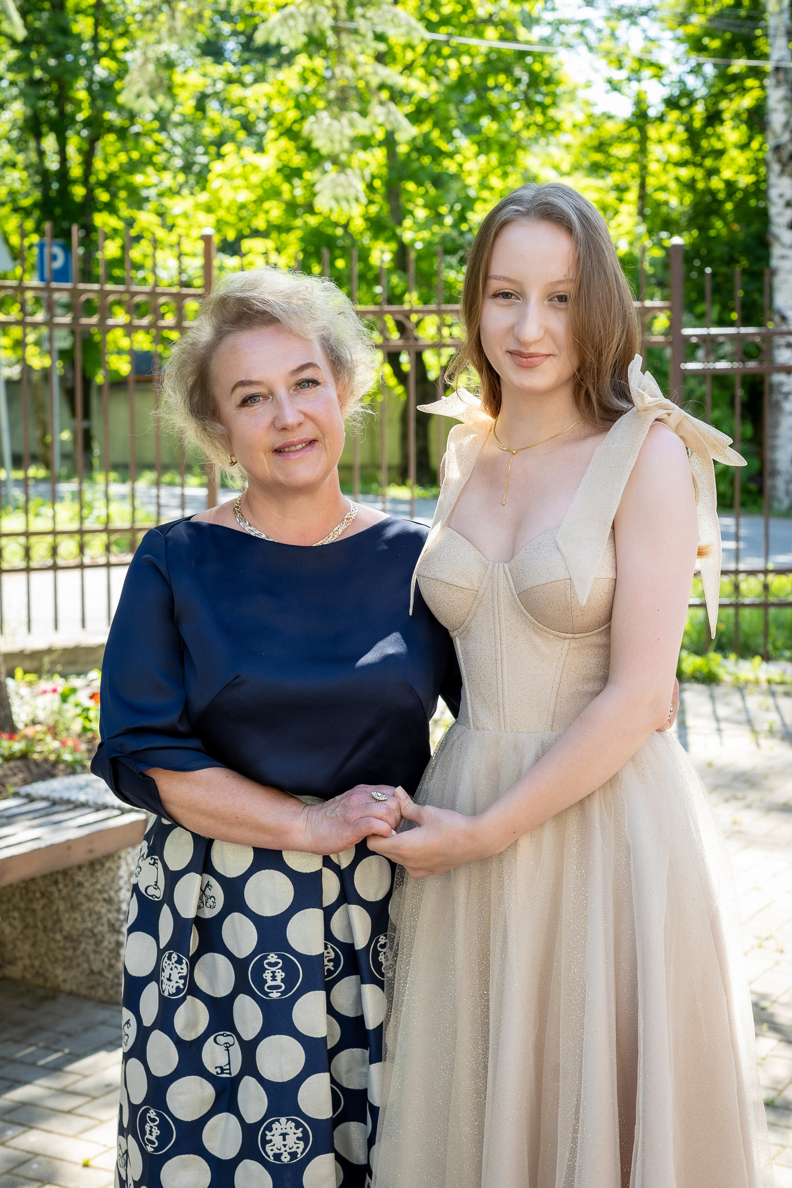 Вручение аттестата 2025. Выпускные альбомы Майкоп, Краснодар Елена Золотарева