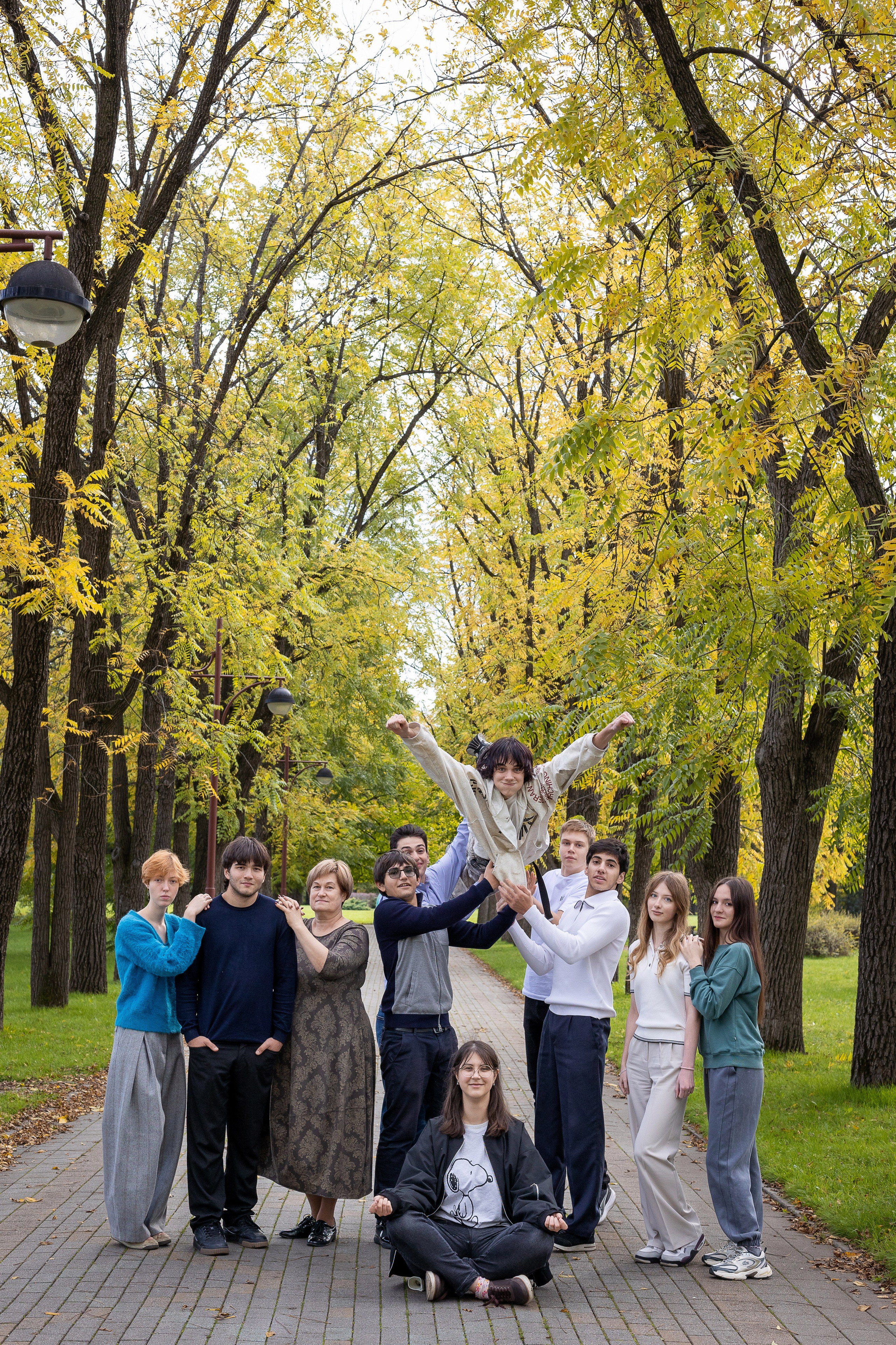 На улице. Выпускные альбомы Майкоп, Краснодар Елена Золотарева