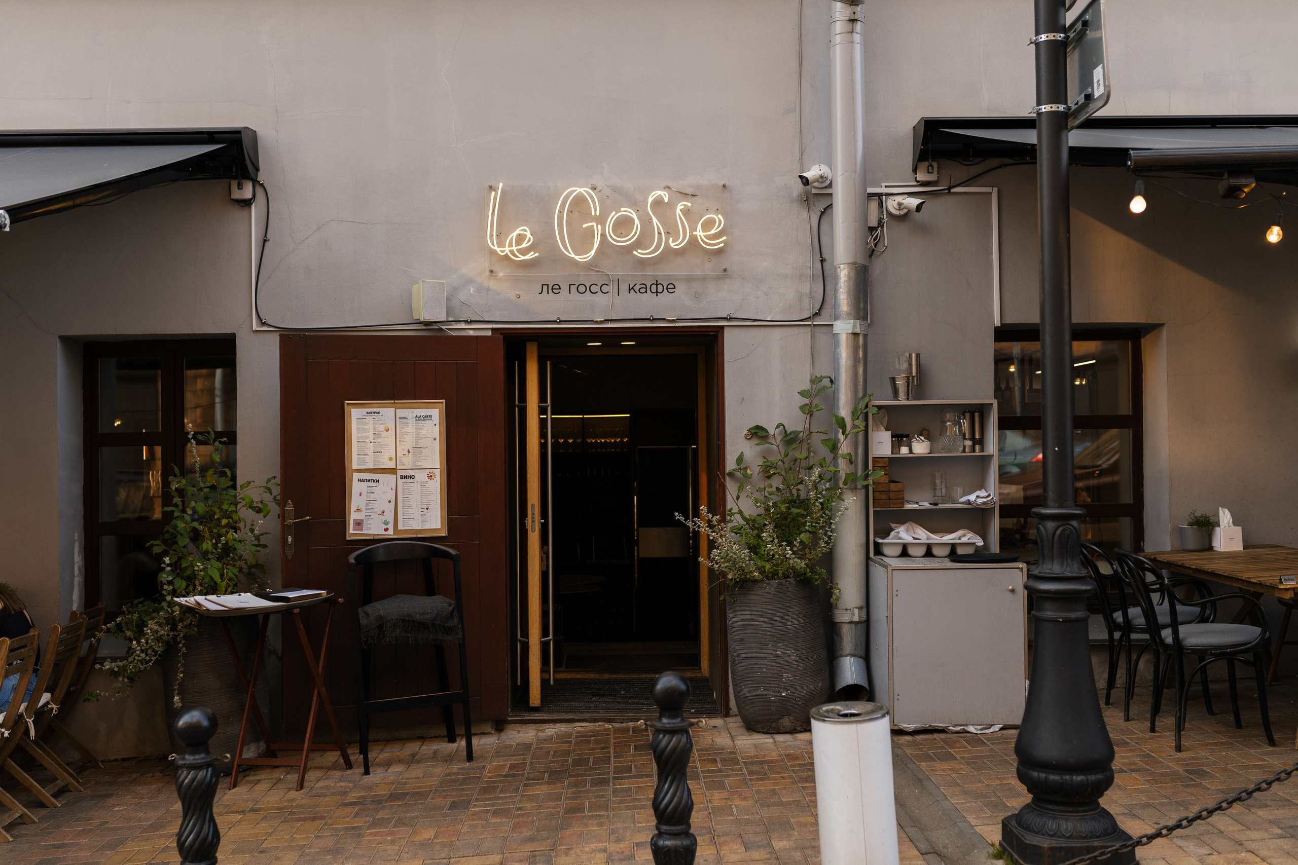 ГОРОДСКИЕ УЛИЦЫ. Cheta Kovalevsky фотографы