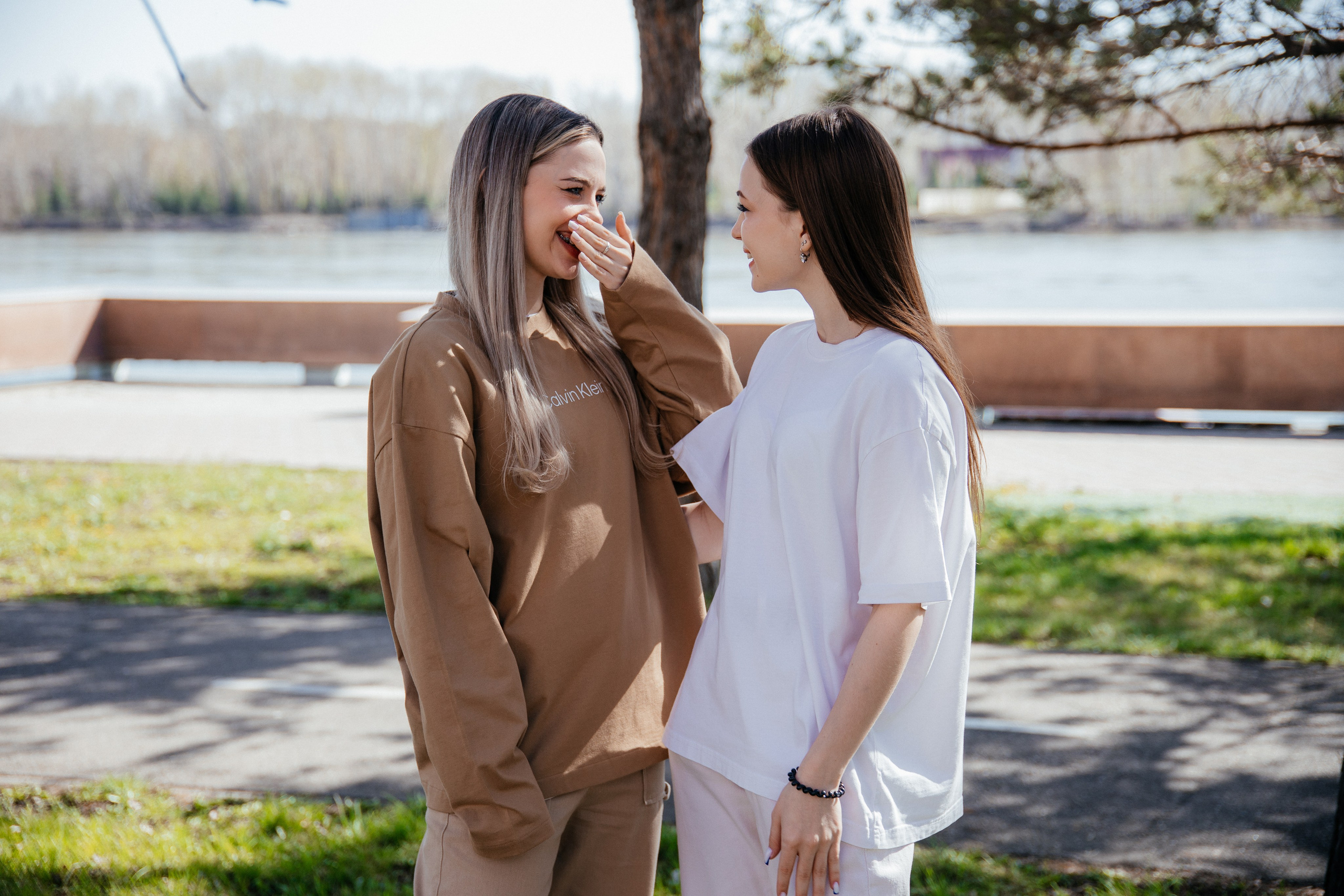 Фото на улице. Выпускные альбомы и виньетки в г. Усть-Каменогорск и ВКО