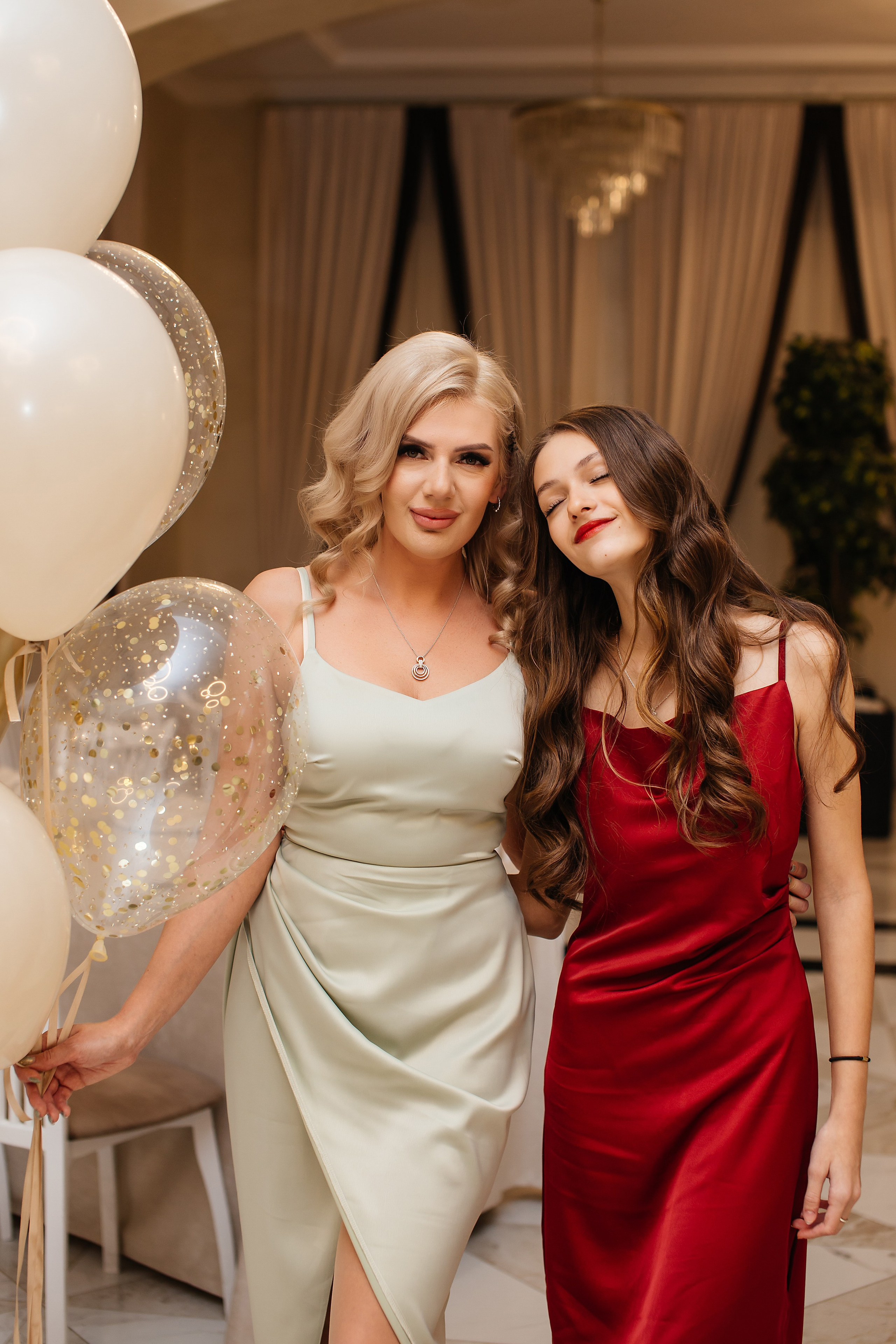 Стелле 15 лет