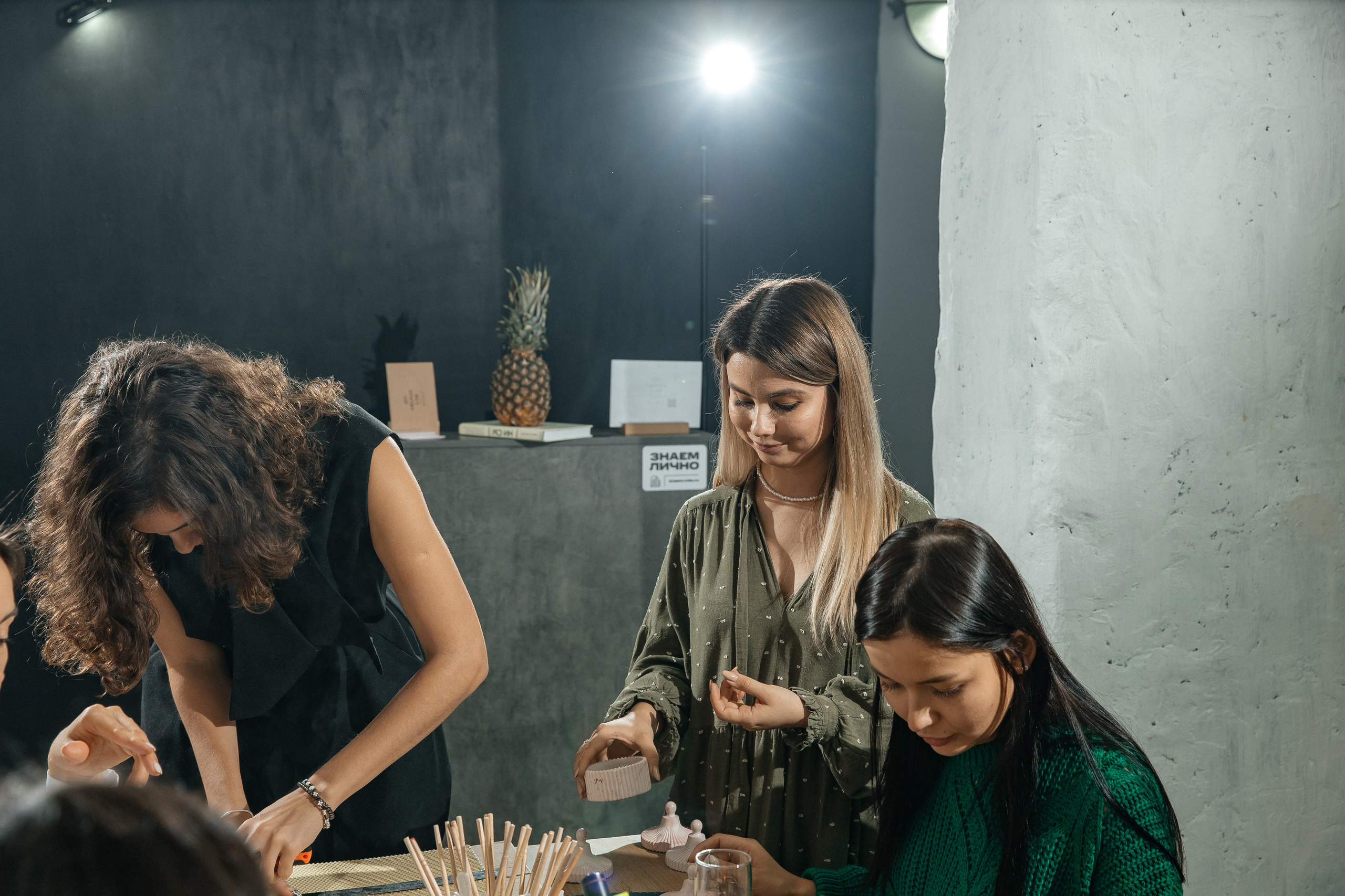 Официальное открытие студии AROMALAGE по новому адресу