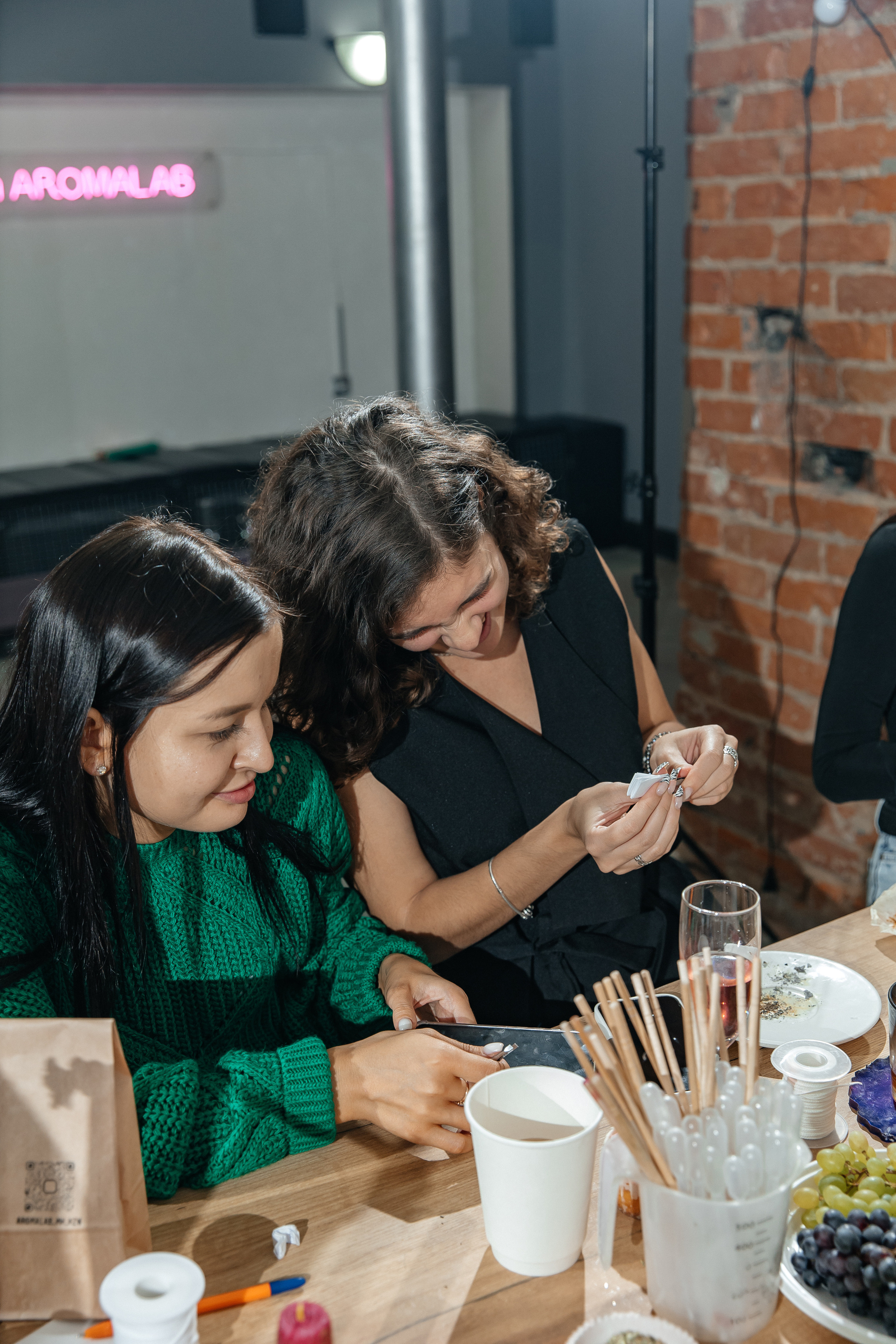 Официальное открытие студии AROMALAGE по новому адресу