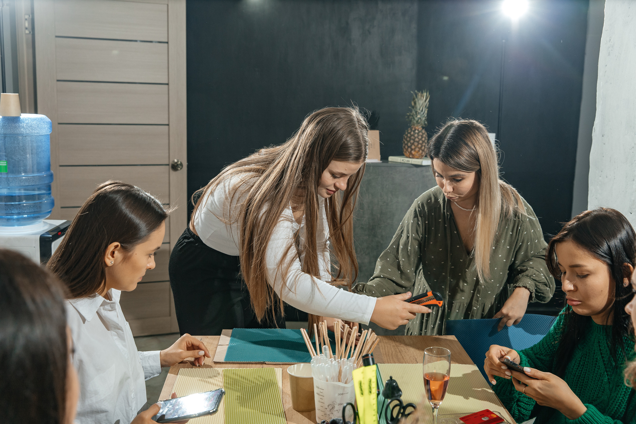 Официальное открытие студии AROMALAGE по новому адресу