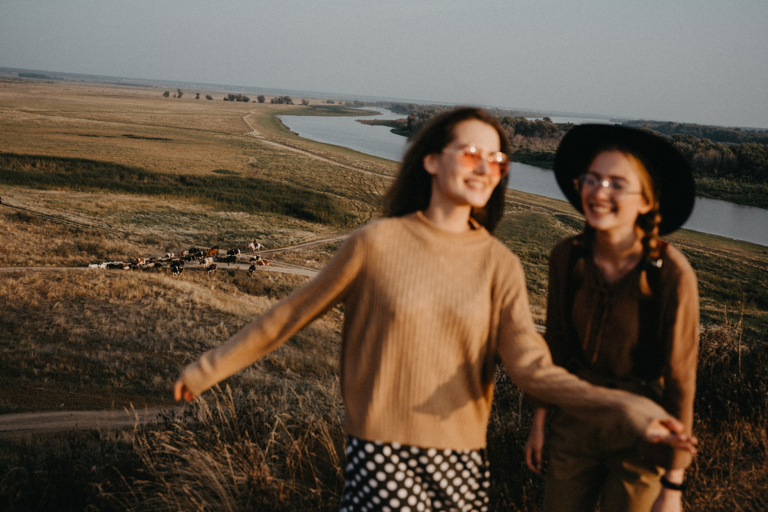 Ксюша и Даша «Новотроицкое». Портретный фотограф и коуч в Омске, Аркадий Нигматулин