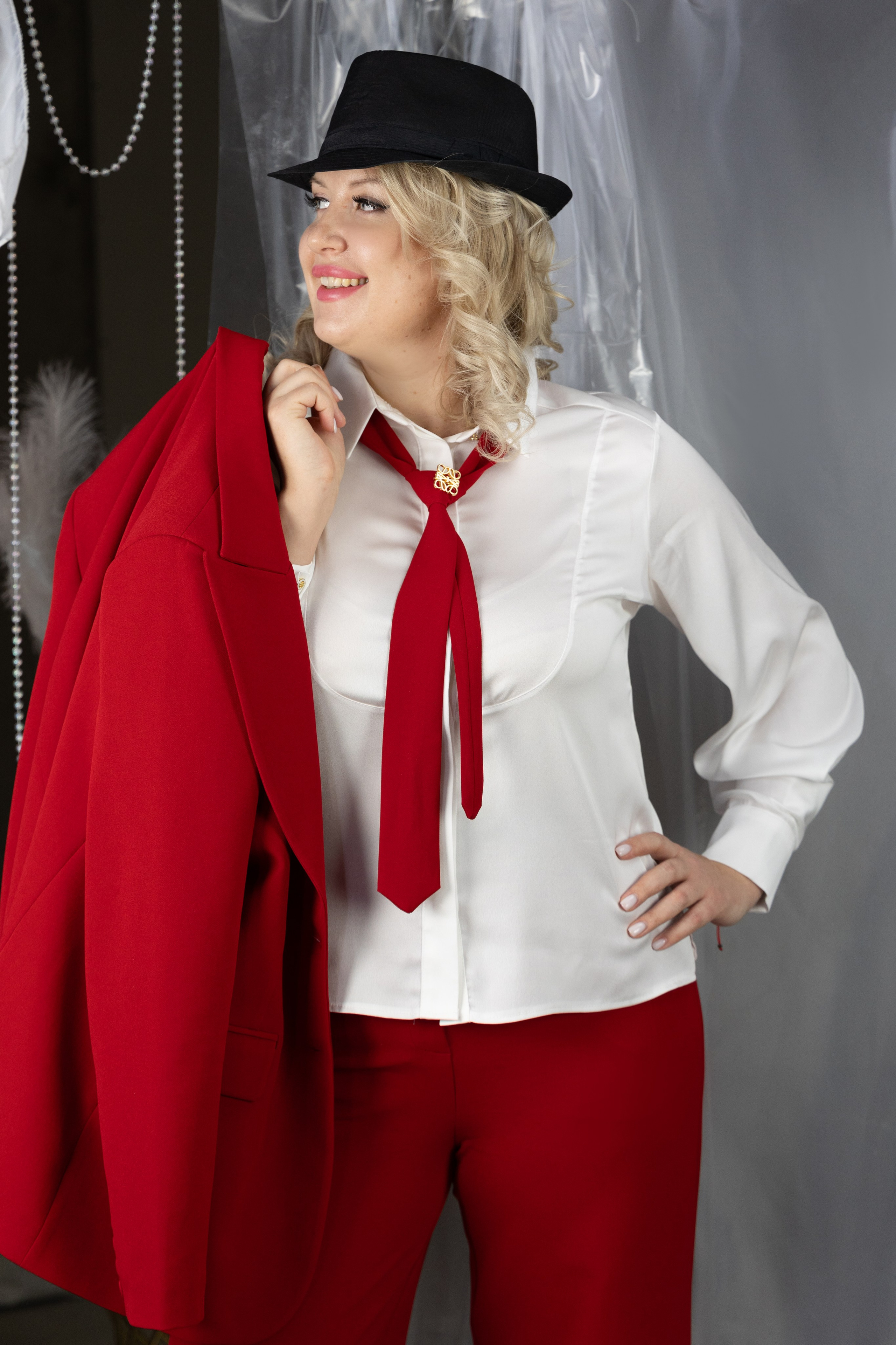 Модели для съёмок товаров на маркетплейсах. Фотограф Татьяна Марсуверских Жуковский. Фотограф для маркетплейсов, фотоуслуги в Жуковском Татьяна Марсуверских