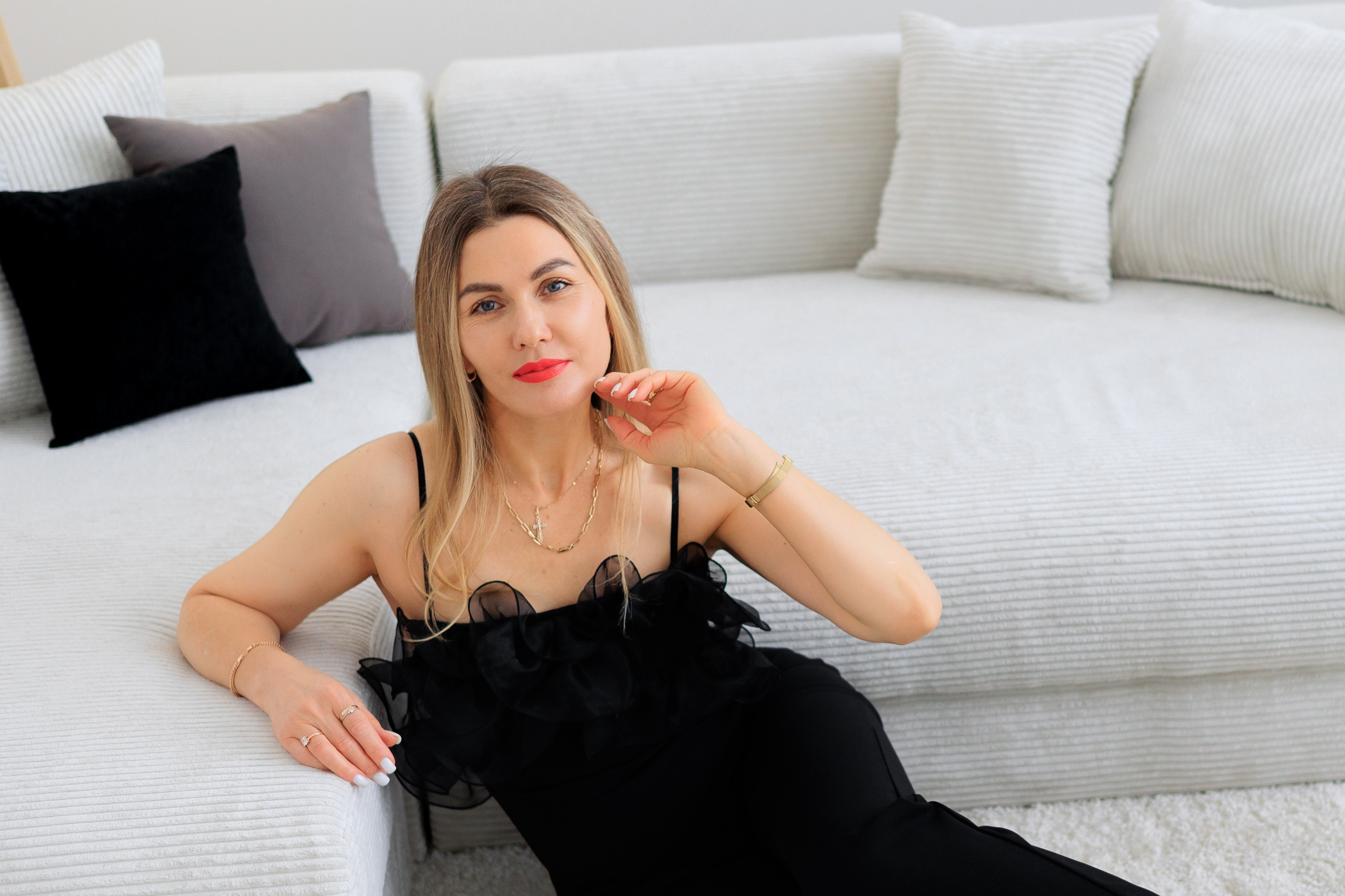 Женский портрет, в студии и дома Сергиев Посад. Фотограф Марина Побединская