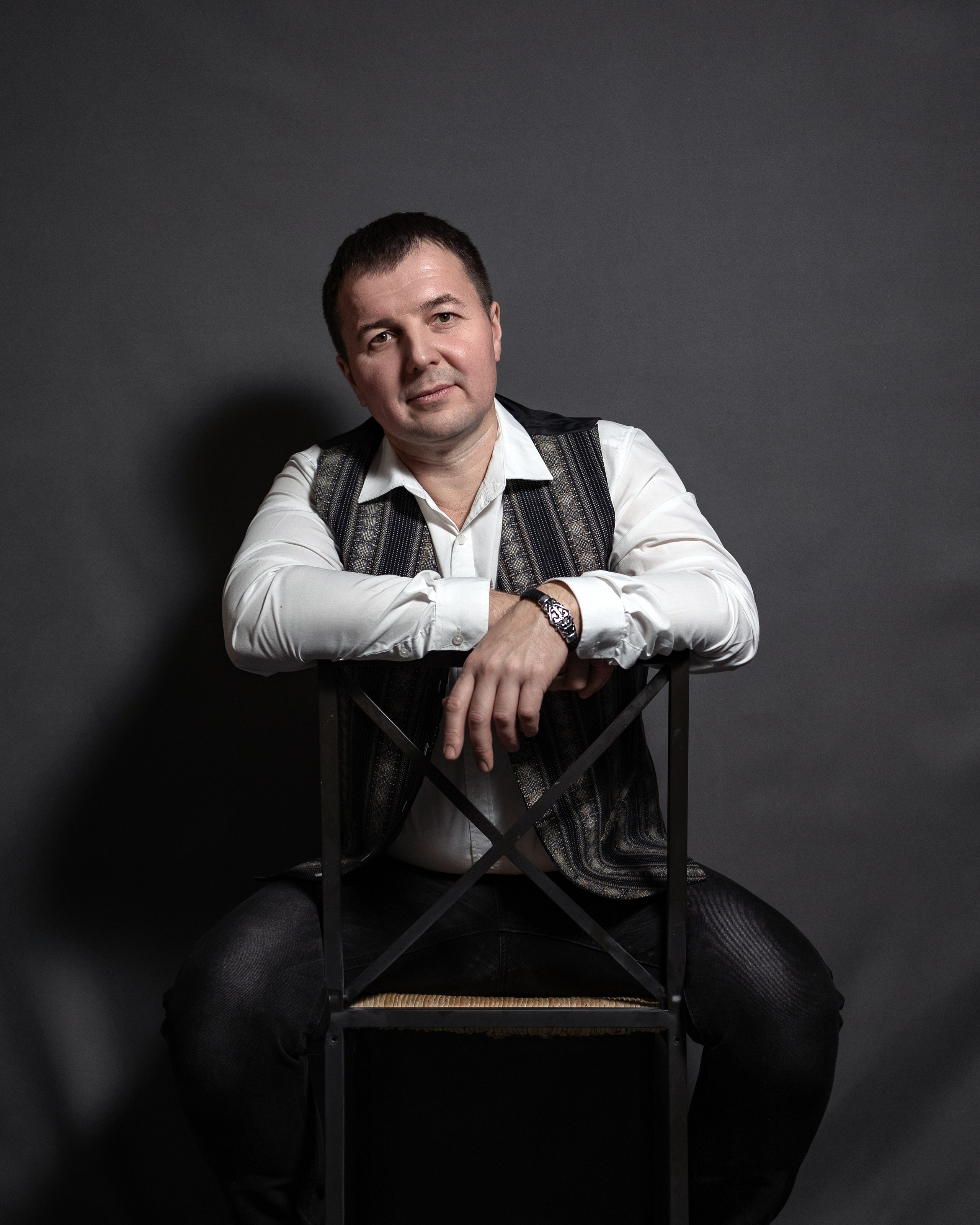 Профессиональная мужская фотосессия в Москве