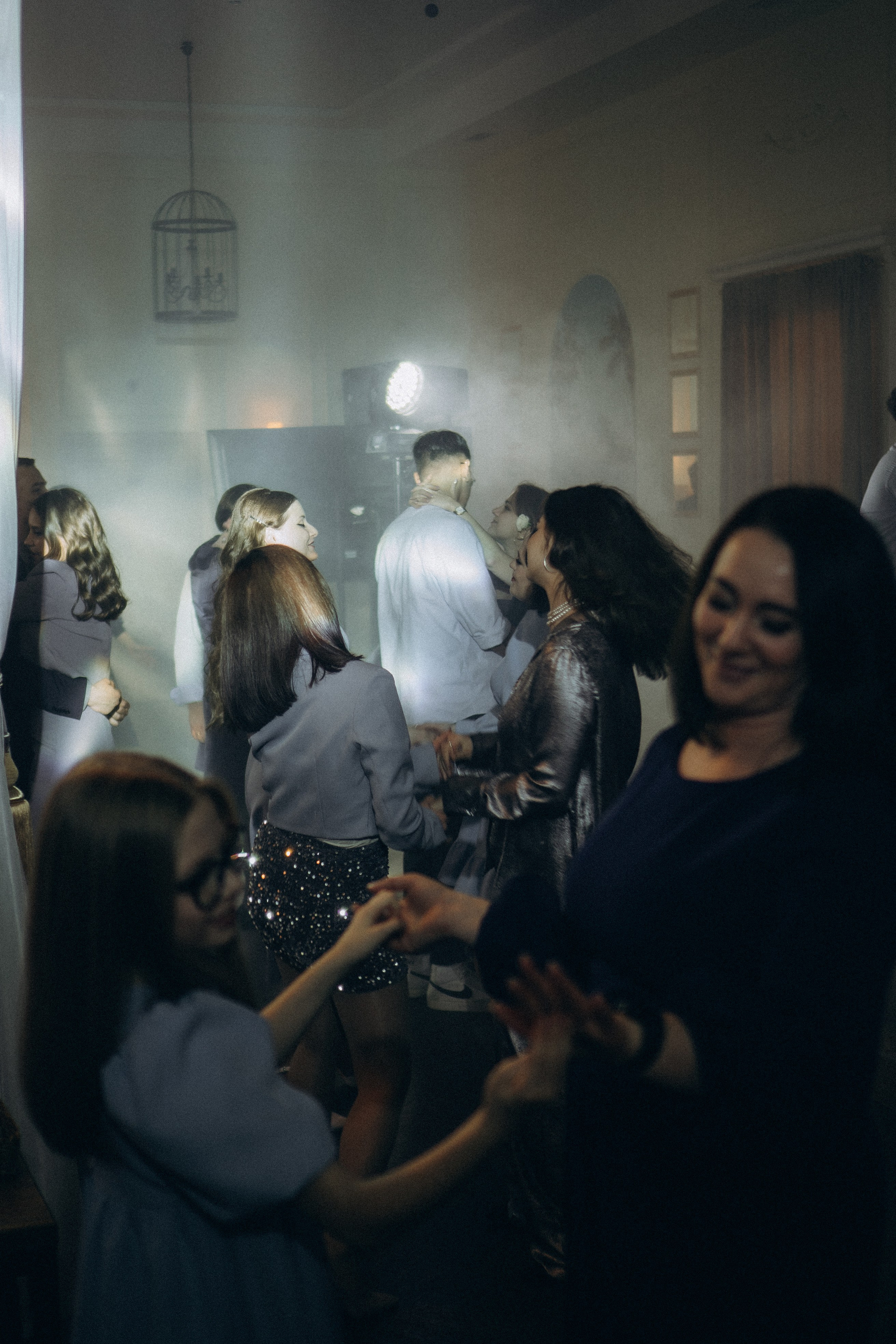 СВАДЕБНАЯ СЬЕМКА СБОРОВ В ОТЕЛЕ И ВЫЕЗД НА ЦЕРЕМОНИЮ (СНЯТО В СИБИРЕ В НИЖНЕВАРТОВСКЕ). Профессиональный фотограф, Санкт-Петербург — Виктория Богомолова