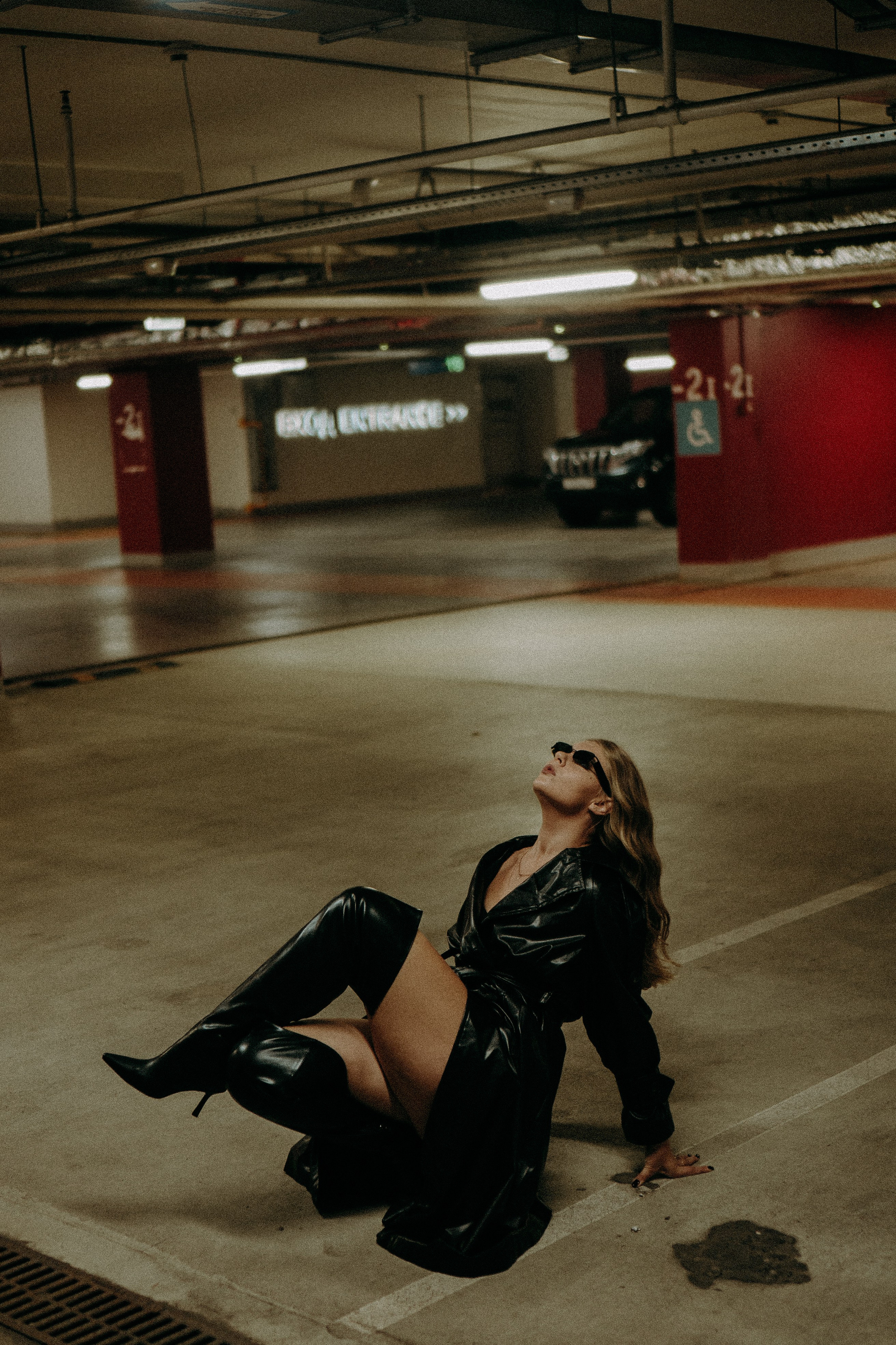 НА ПАРКОВКЕ. Профессиональный фотограф, Санкт-Петербург — Виктория Богомолова