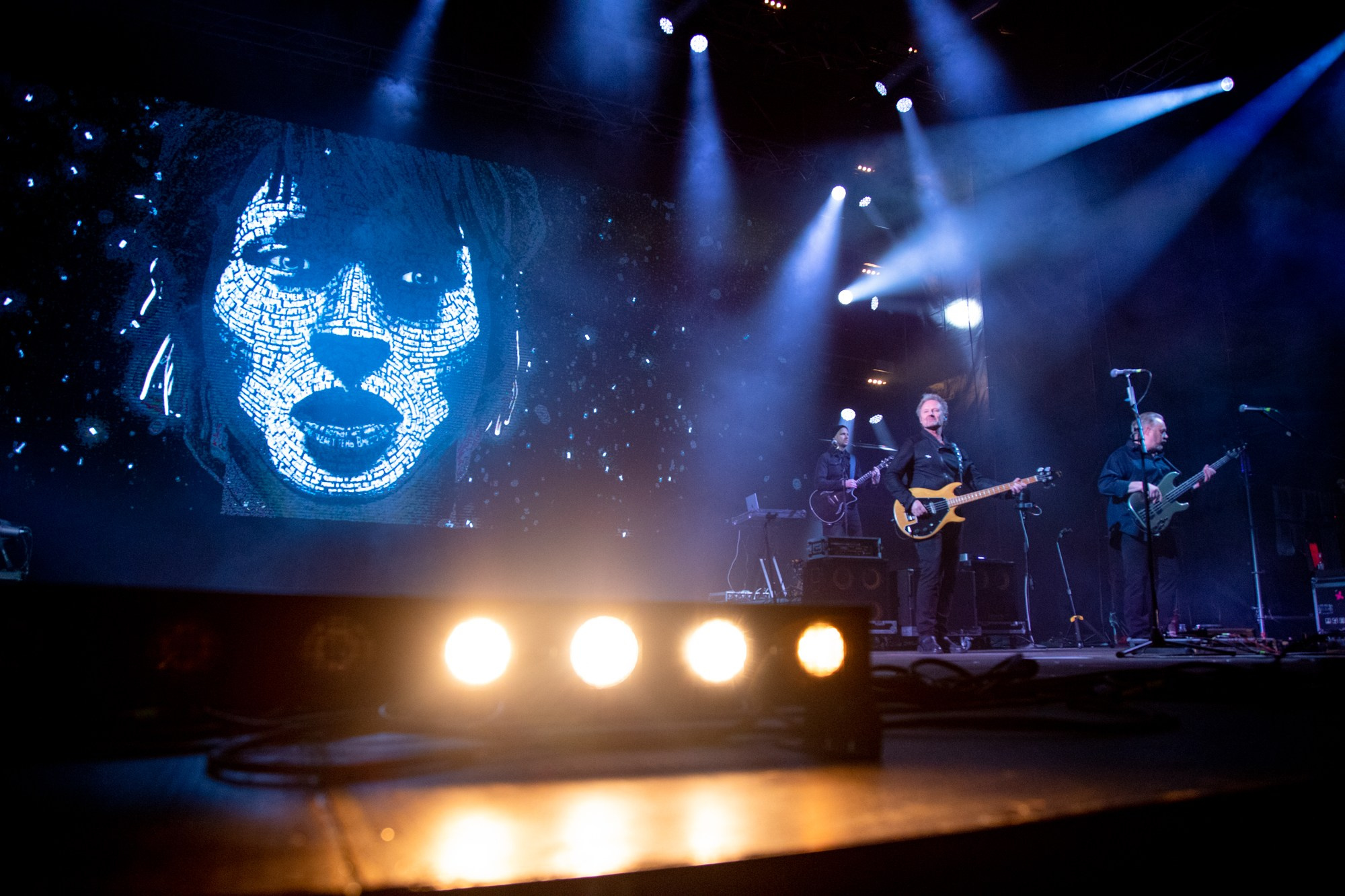 Группа «КИНО». Репортажный, промышленный и маркетплейс-фотограф Дмитрий Чернат