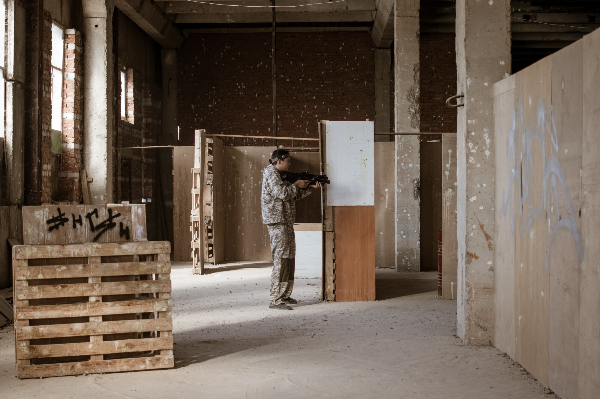 ЗИП Лазертаг. Репортажный, промышленный и маркетплейс-фотограф Дмитрий Чернат