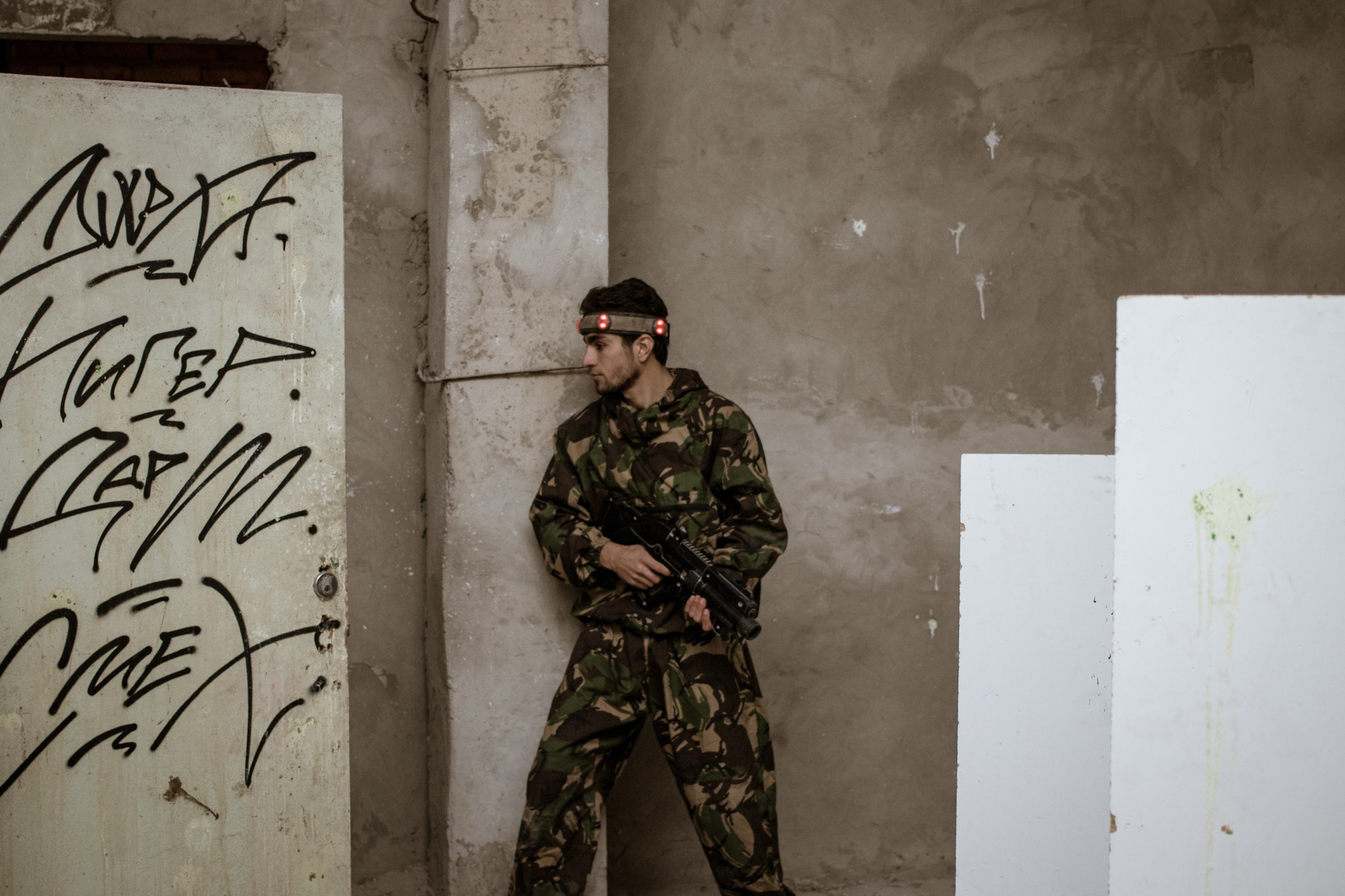 ЗИП Лазертаг. Репортажный, промышленный и маркетплейс-фотограф Дмитрий Чернат