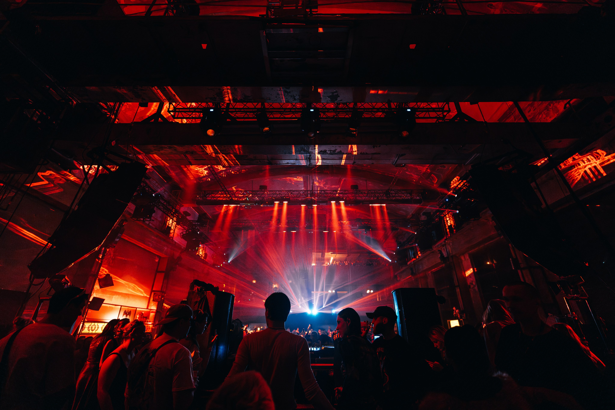 SICK YEARS, ARMA ╳ SILA SVETA. @tomrus: Рустам Шагиморданов — фотограф