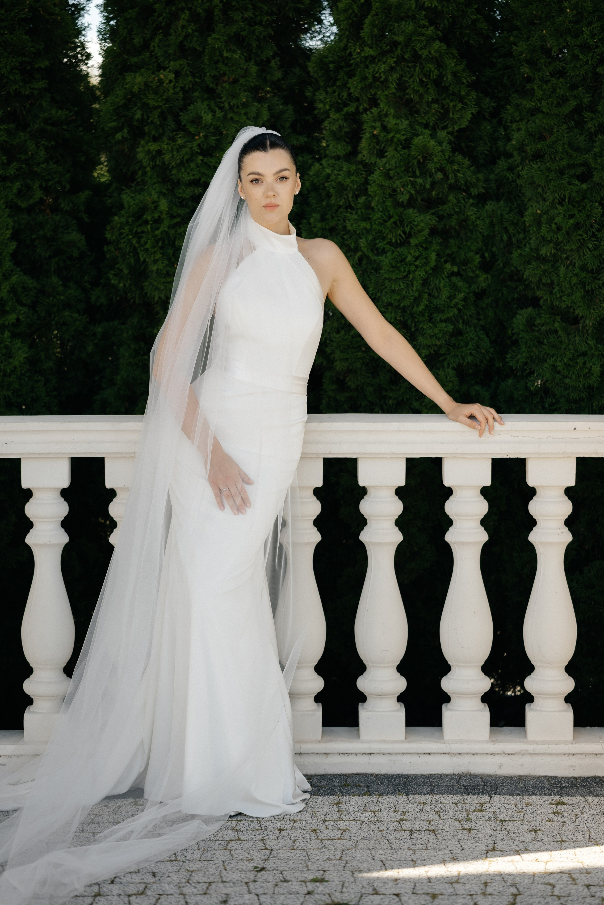 Wedding day in VERSAL PARK. Wedding PHOTOGRAPHER Andrew Vnukov