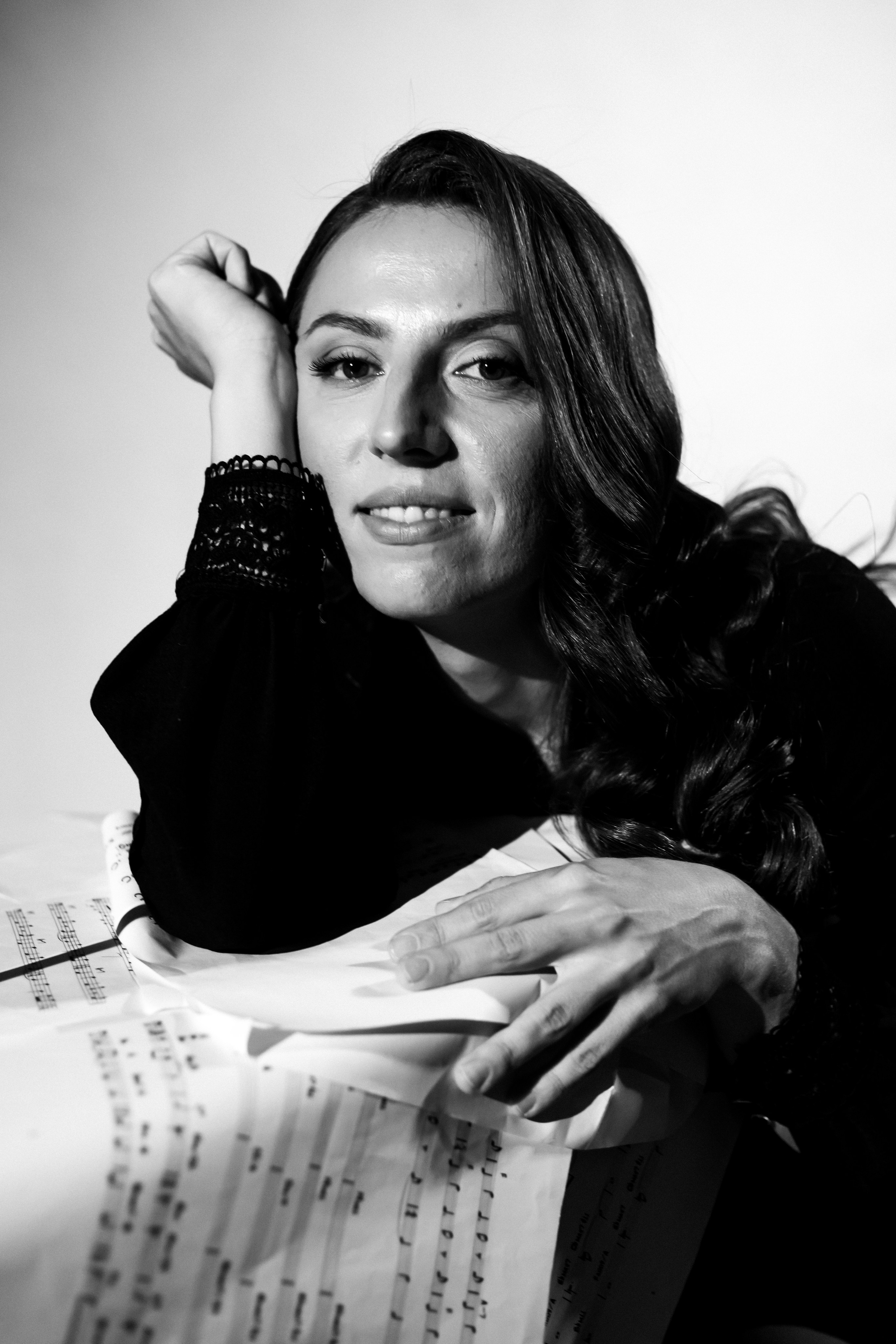 Композитор Юлия Перминова. Фотосъемка. Фотограф в Тюмени Даша Михнова. Портреты, фотопроекты, фотодни
