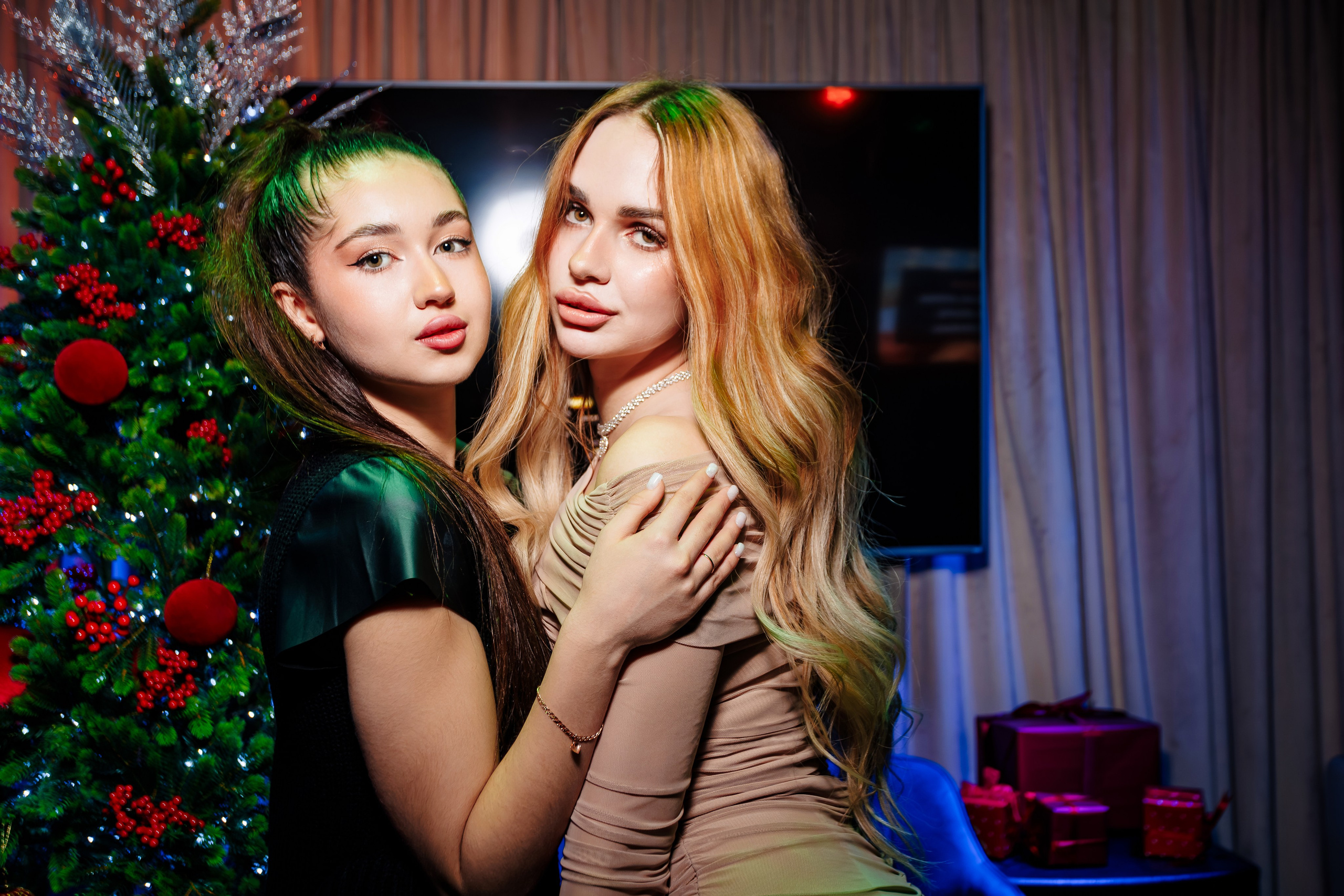 Вечеринка в караоке клубе «IMPERIAL JOY"_Ялта_27.12.2025. Аминов Руслан | Фотограф