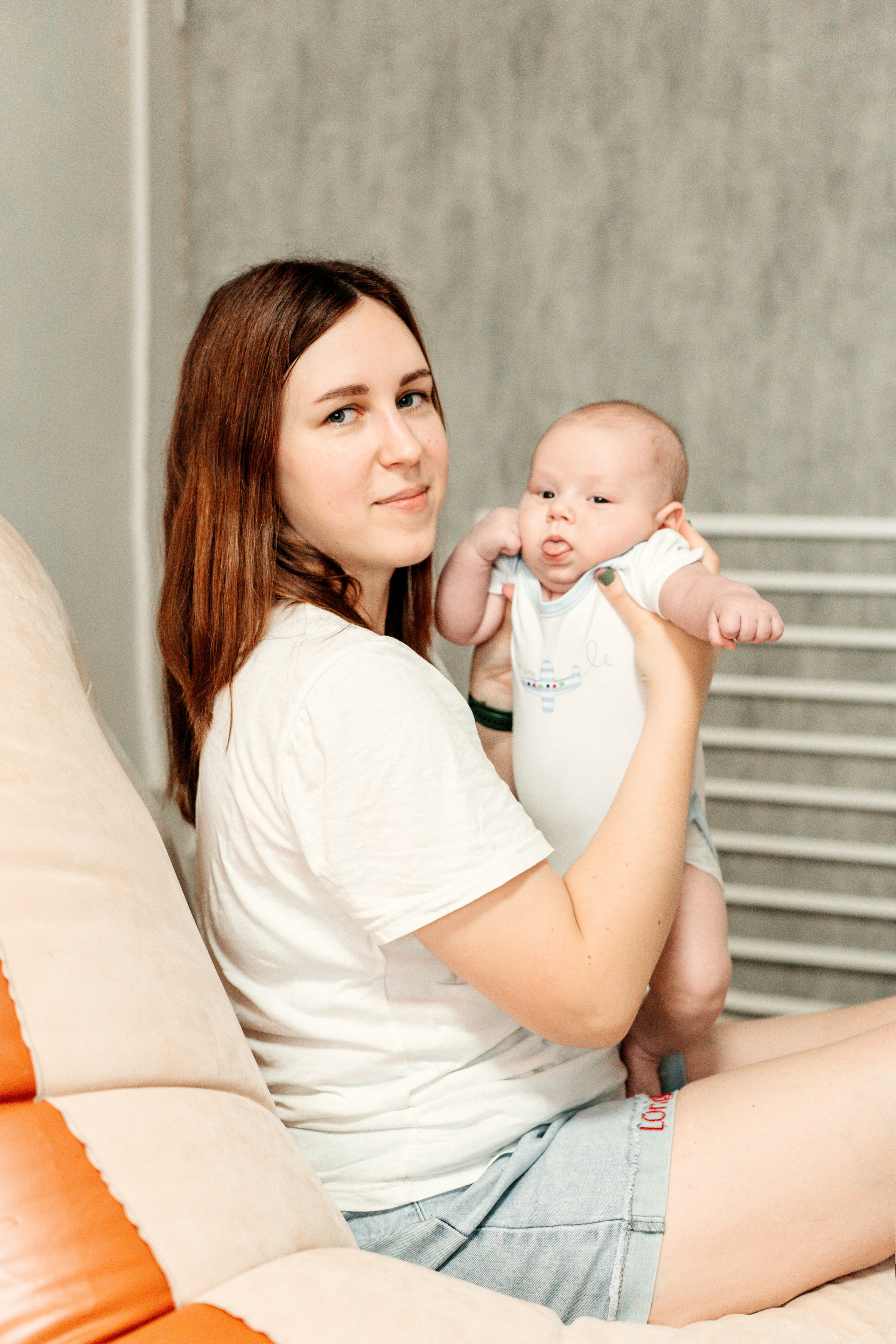 Оля и Ромка (домашняя фотосессия). Ваш семейный фотограф в Минске — Вика Трегубова