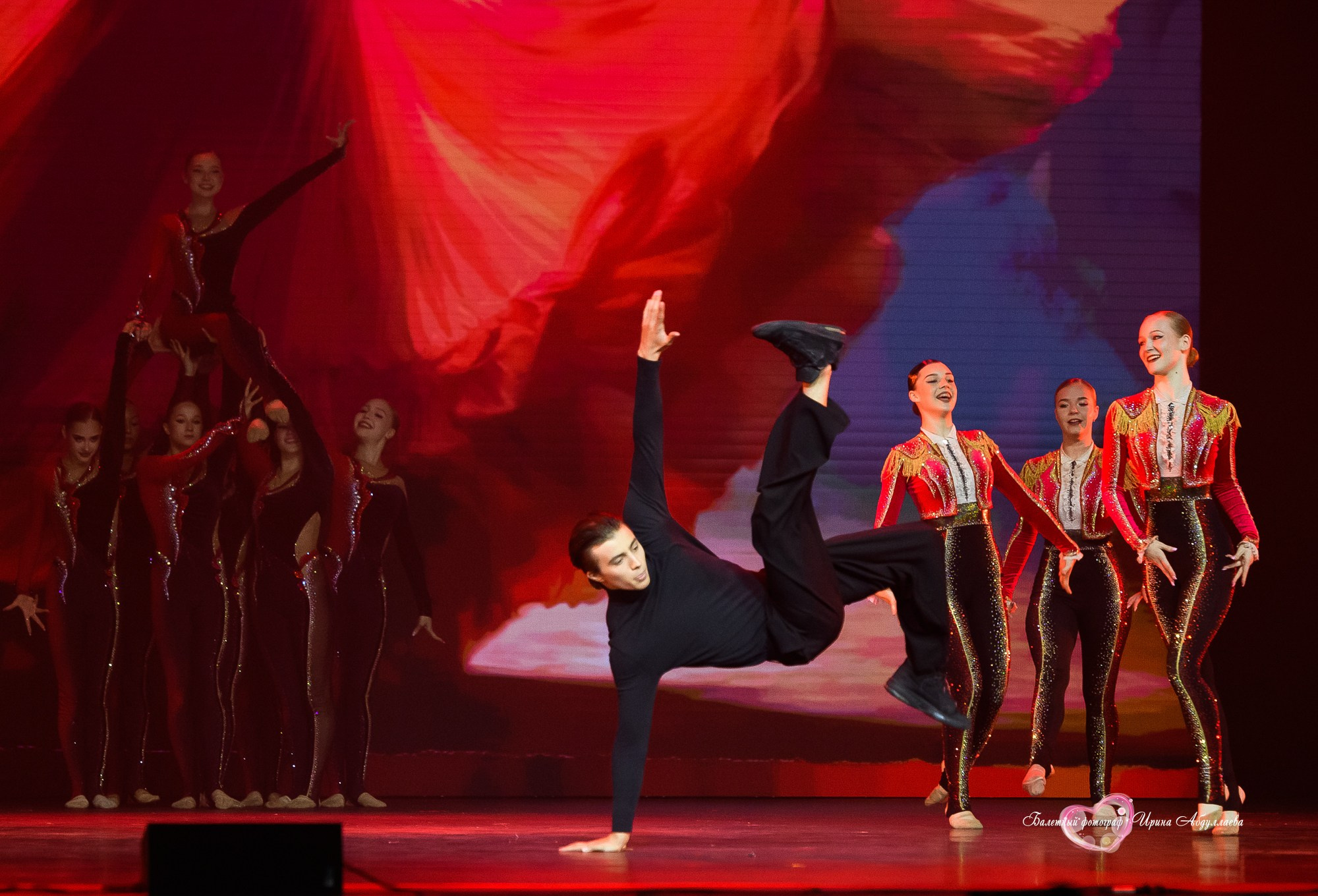 Пластический спектакль «Наваждение» Проект Ирины Виннер 2025-06-12