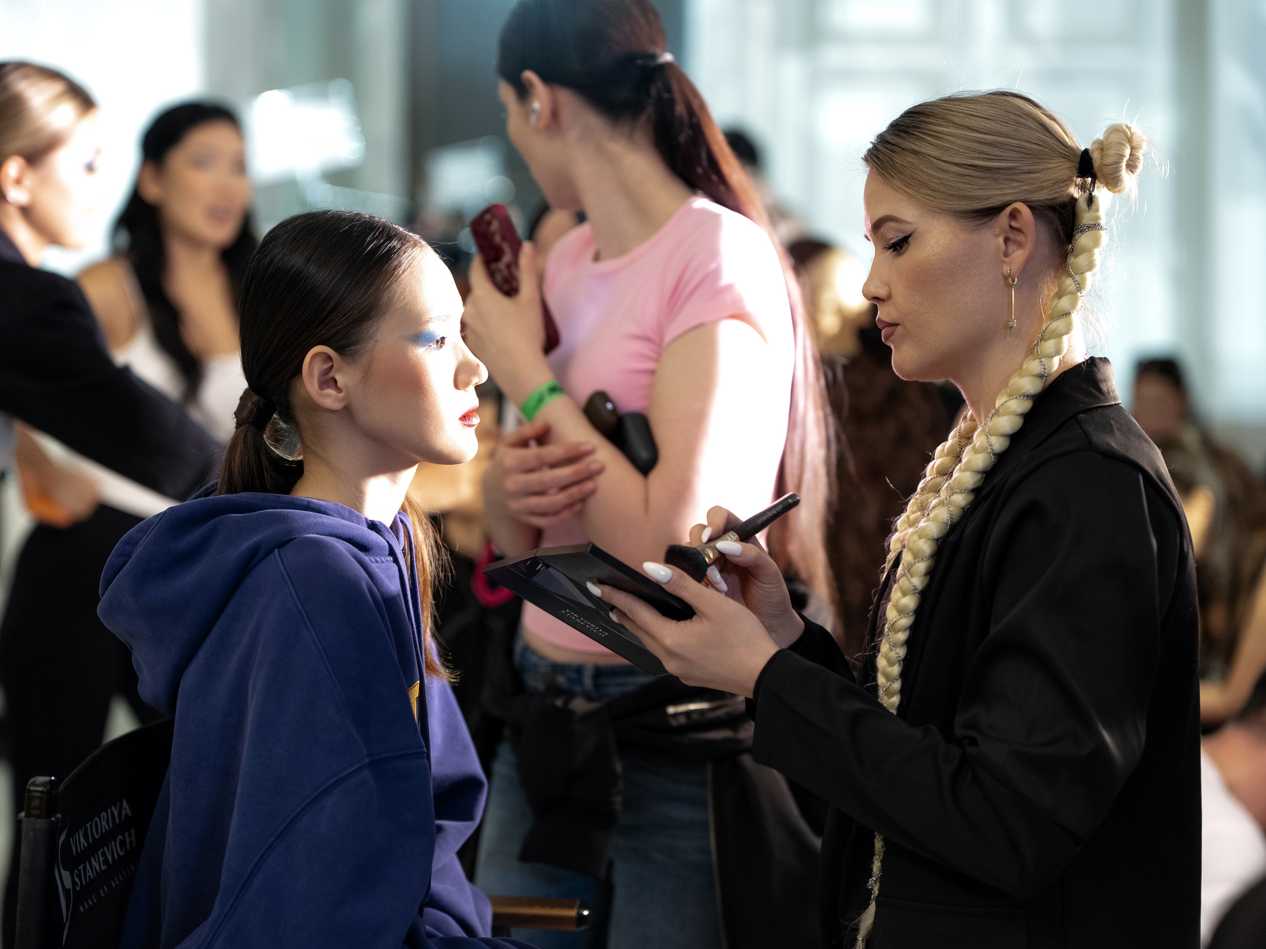 Backstage Day 2. Сайт Алматинского НЮ АРТ, будуар и фэшн фотографа Дениса Карпенко