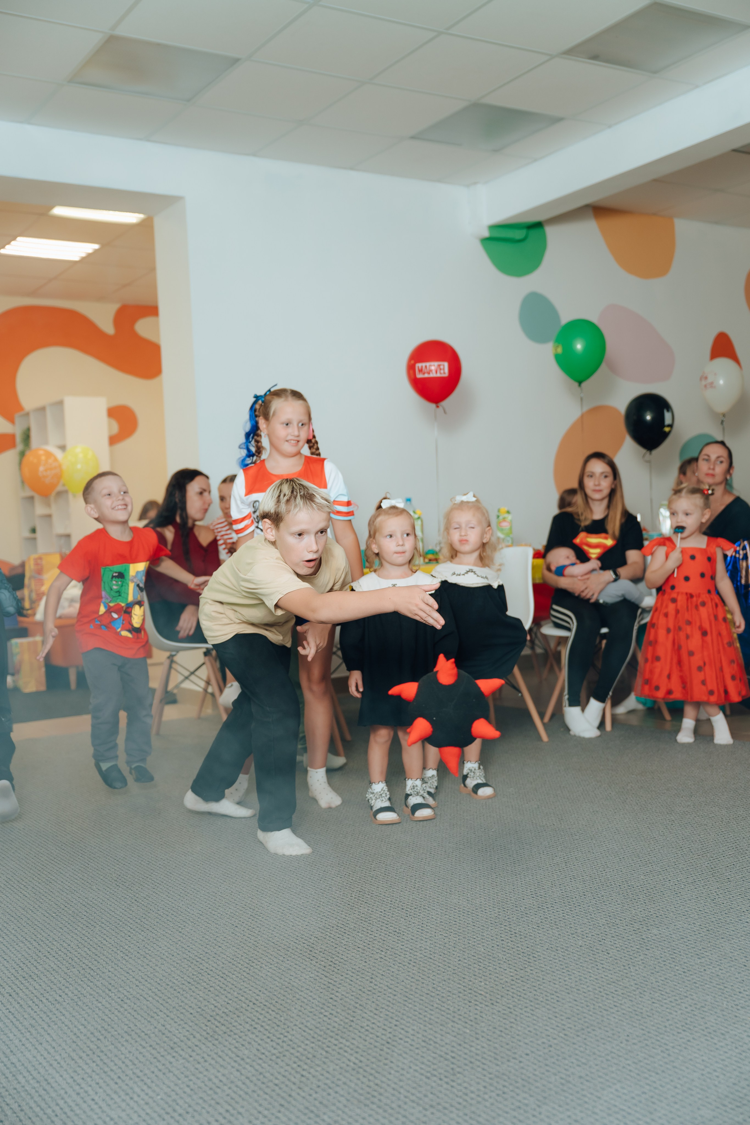 Праздник Льва в Мультифокс. Детский и семейный фотограф Катерина Мишина