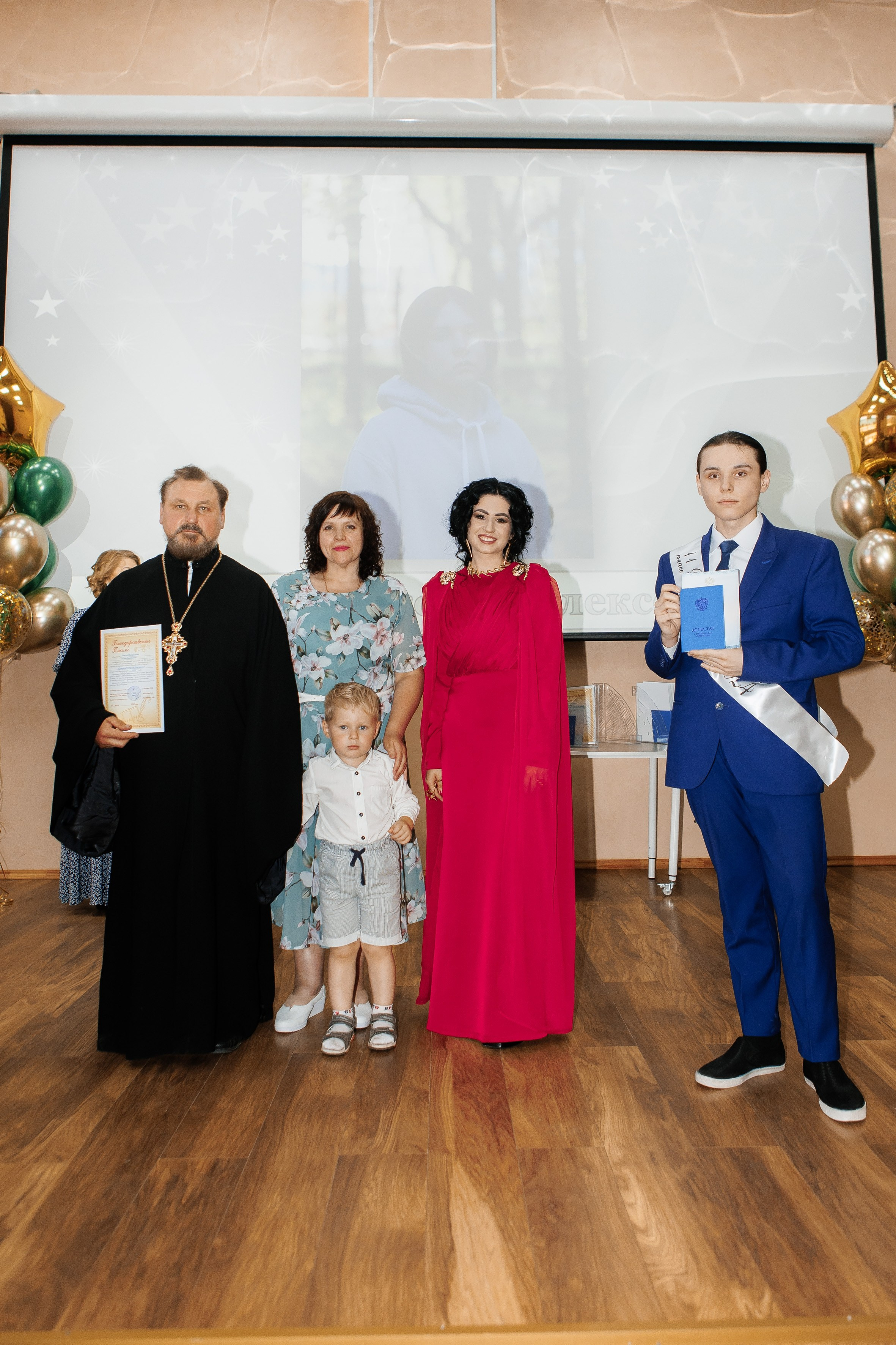 Выпускной Гимназия 12 2024 г. Свадебный и портретный Фотограф в Липецке Дмитрий Котюков