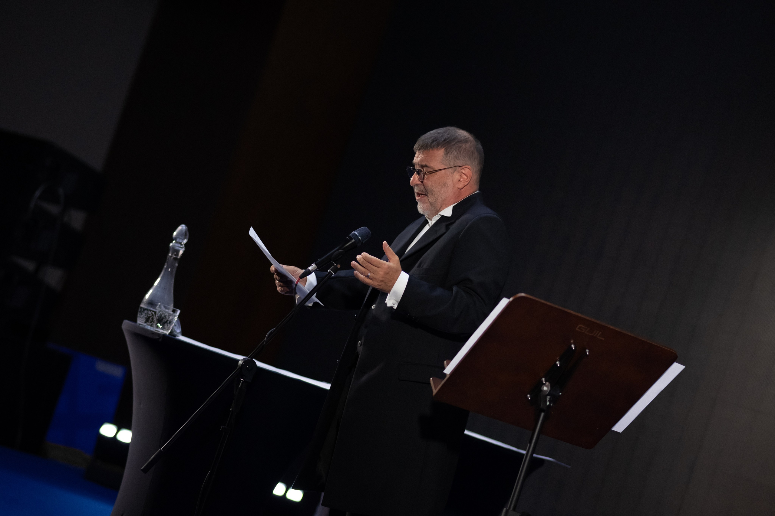 ЕВГЕНИЙ ГРИШКОВЕЦ [СПЕКТАКЛЬ]. Арина Тамочкина. Фотограф Краснодарю