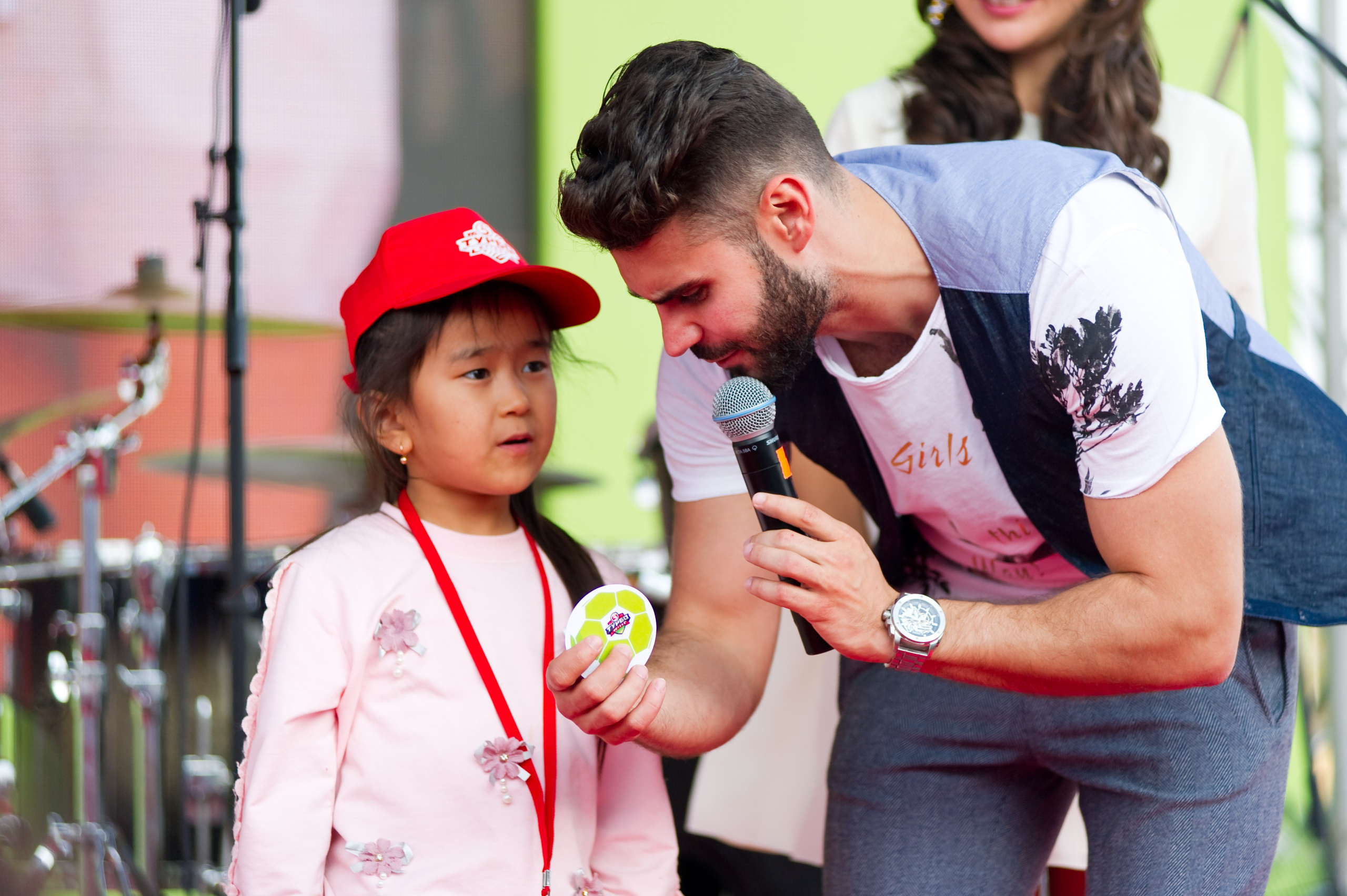 Турбофутбол (корпоративное соревнование «Пятерочки»). Репортажный фотограф и видеограф Слава Думчев. Тимбилдинги, отчетники, корпоративы