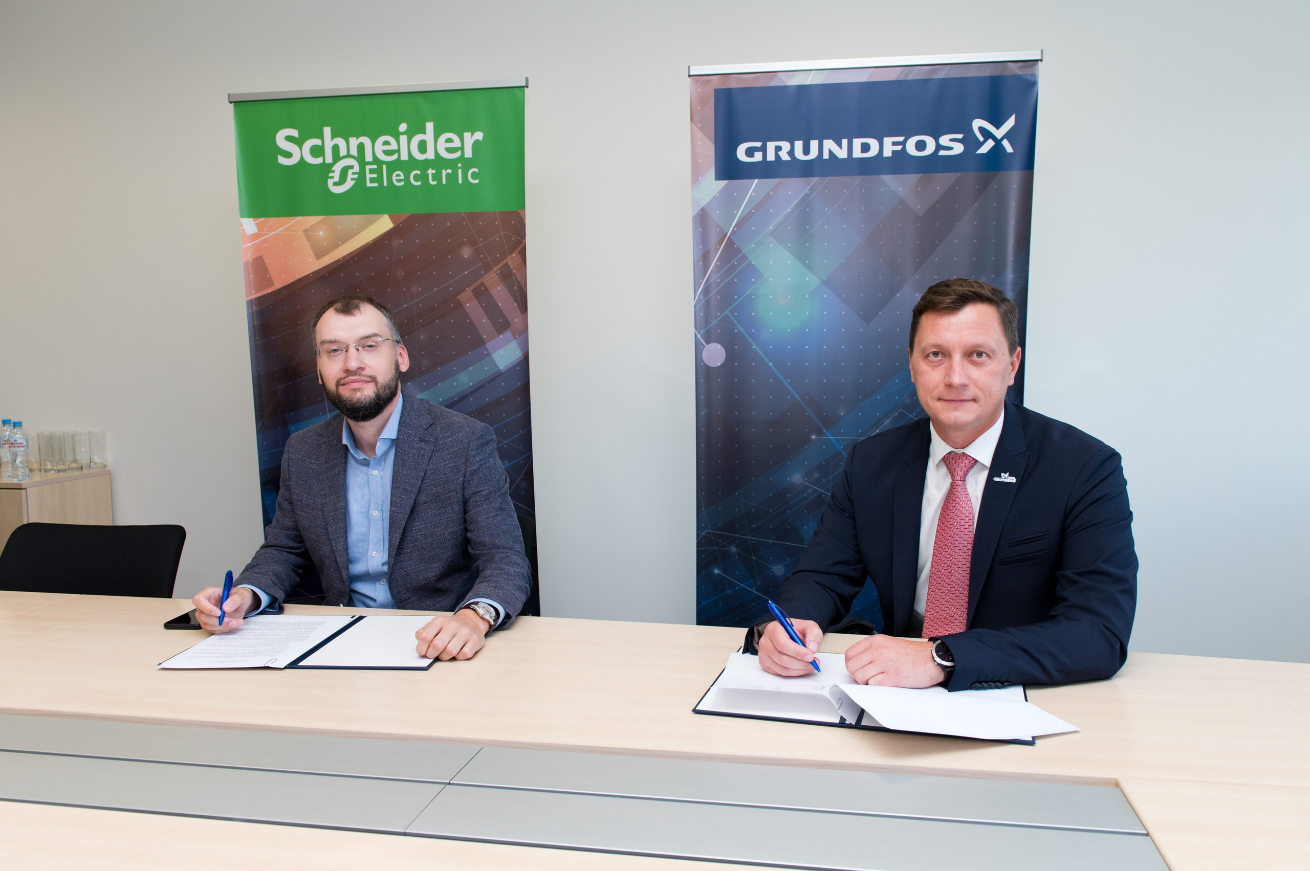 Производство Grundfos. Репортажный фотограф и видеограф Слава Думчев. Тимбилдинги, отчетники, корпоративы