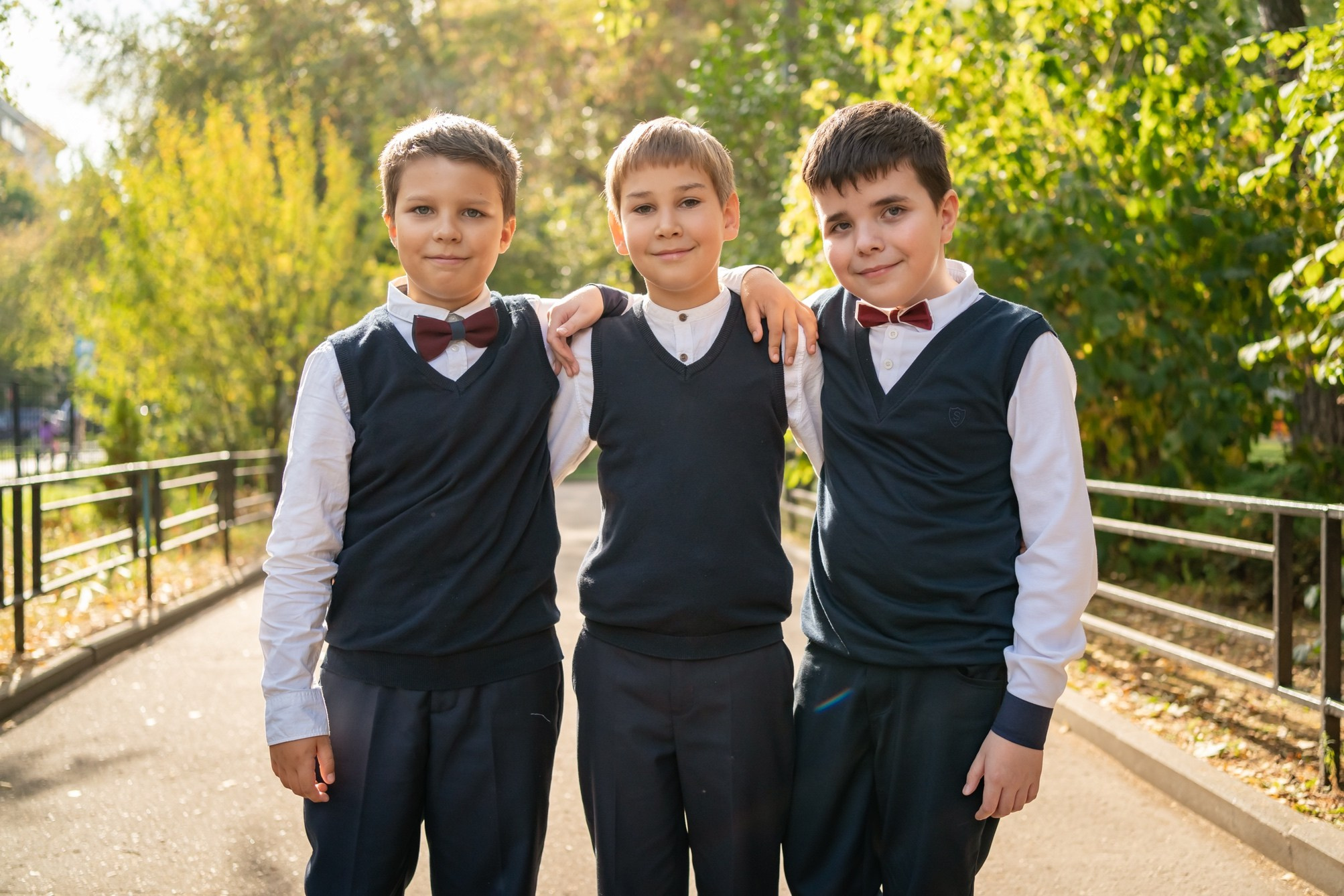 Выпускники начальной школы. Семейный фотограф Варвара Сорока в городе Москве