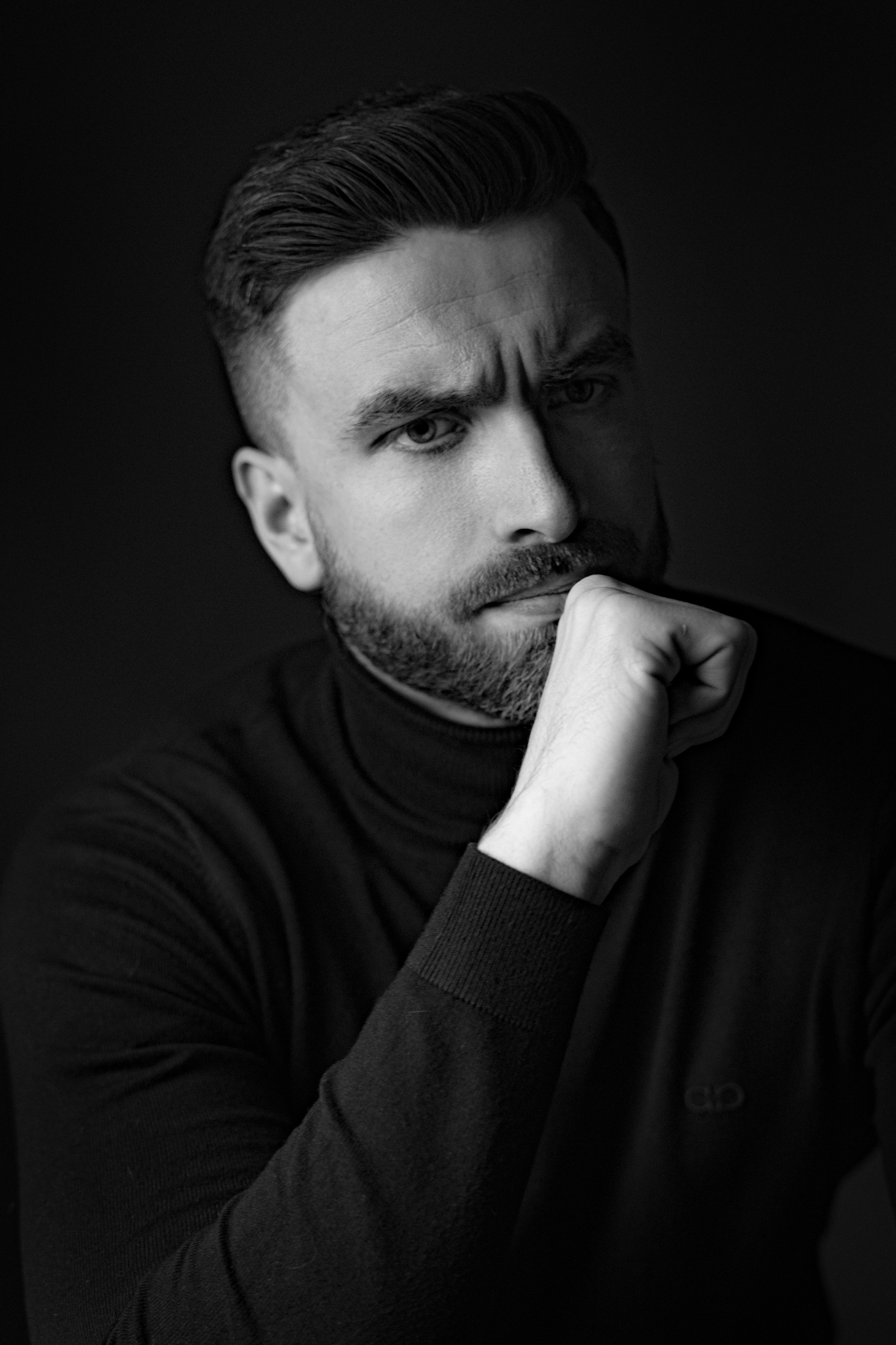 Профессиональный портрет вместо селфи — зачем он нужен