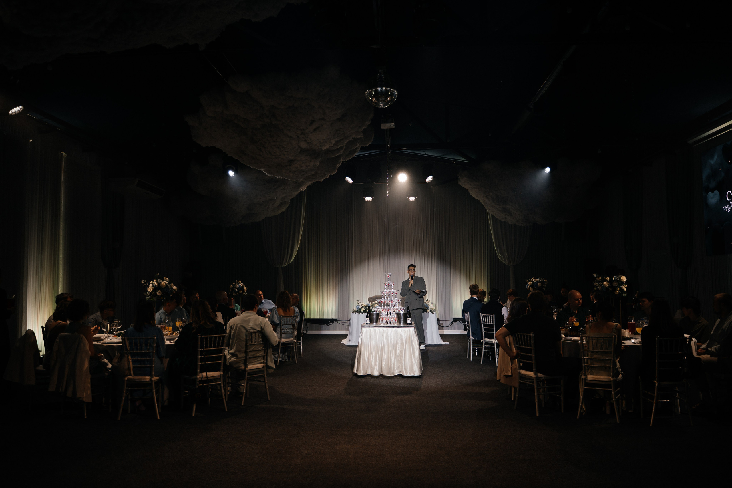 Wedding «Laugh and cry». Свадебные фотограф и видеограф Наталья и Анатолий Новиковы СПб