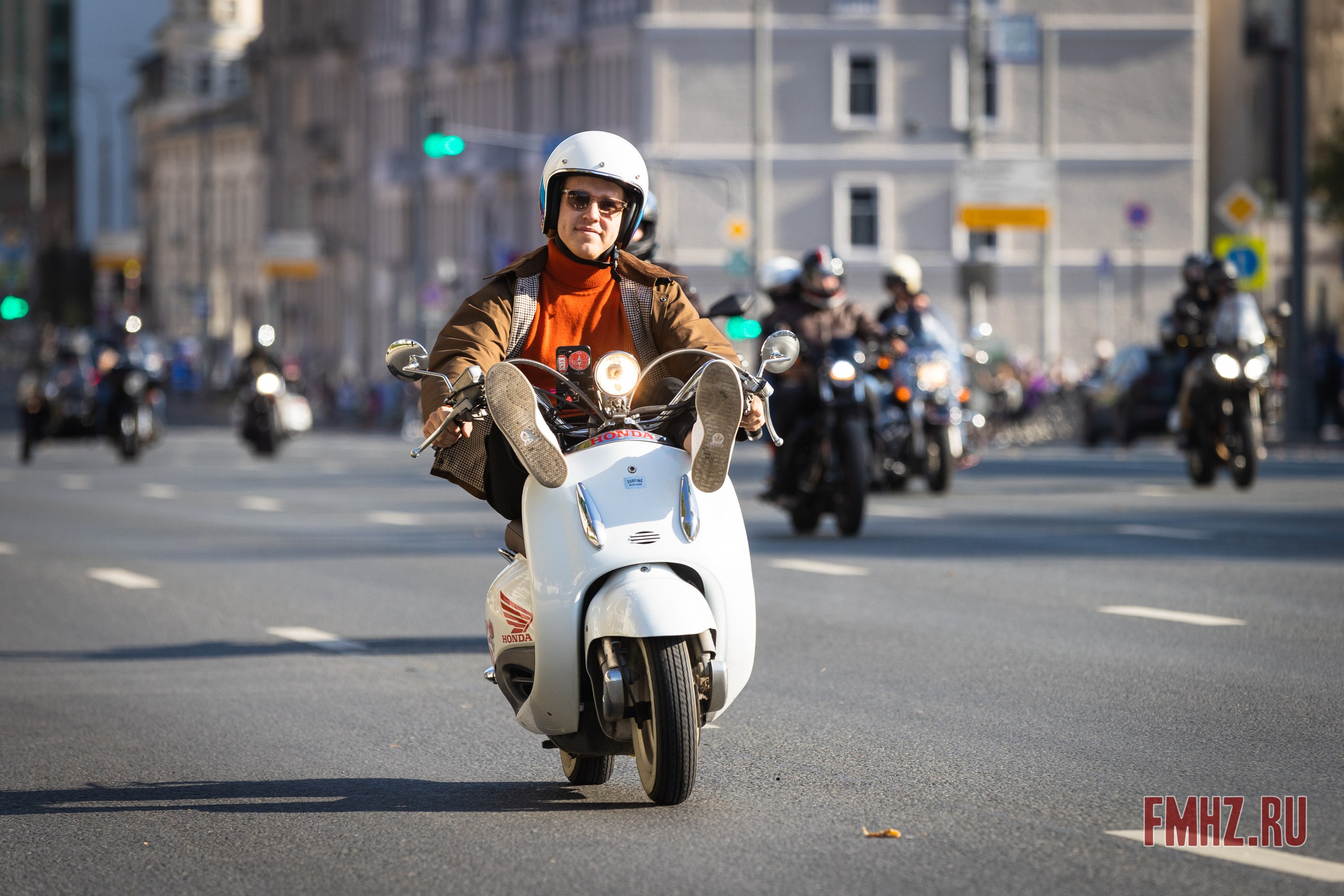 Закрытие Мотосезона 2023 на проспекте Академика Сахарова. Фотограф Владимир Охрименко