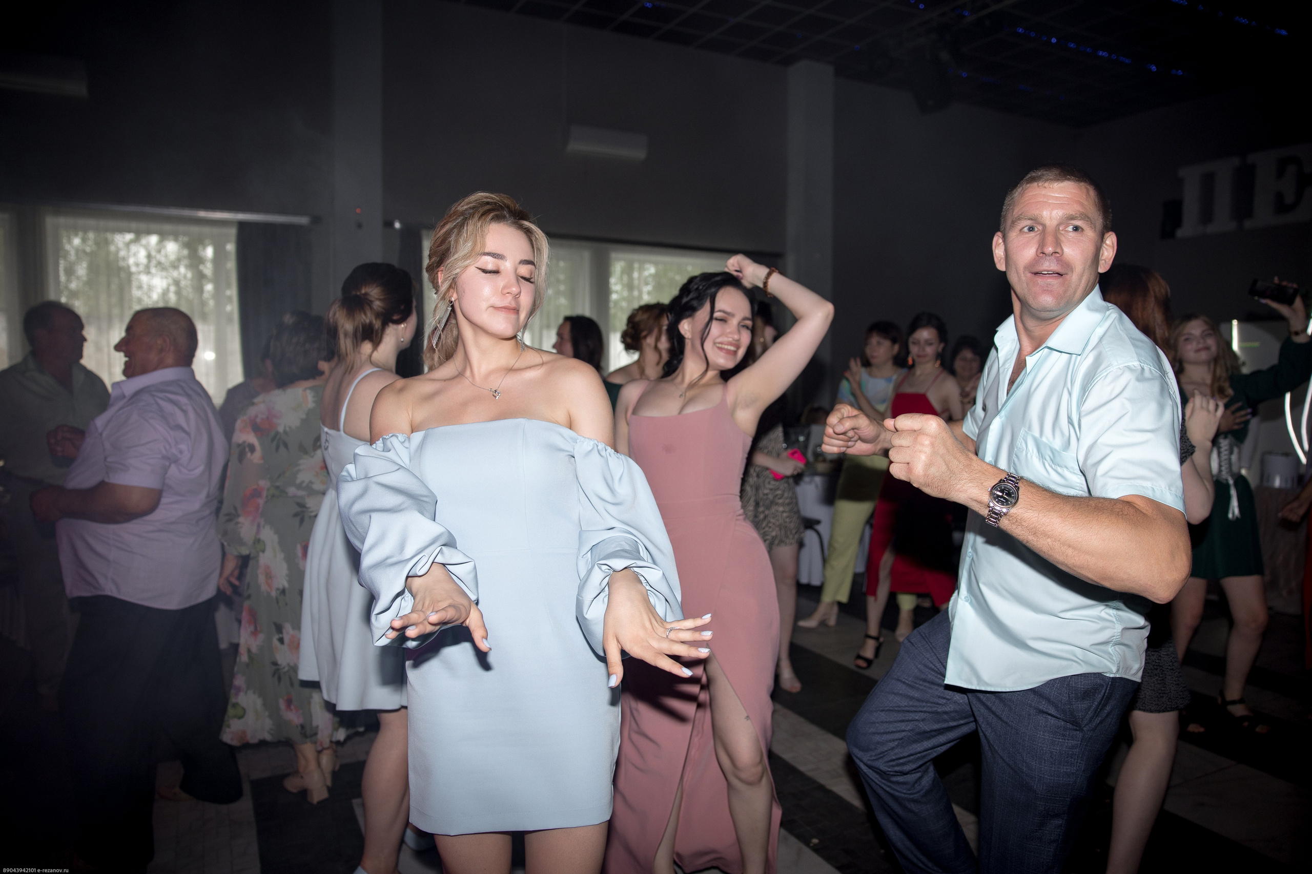 Андрей и Владислава. Свадебный и семейный фотограф Евгений Резанов