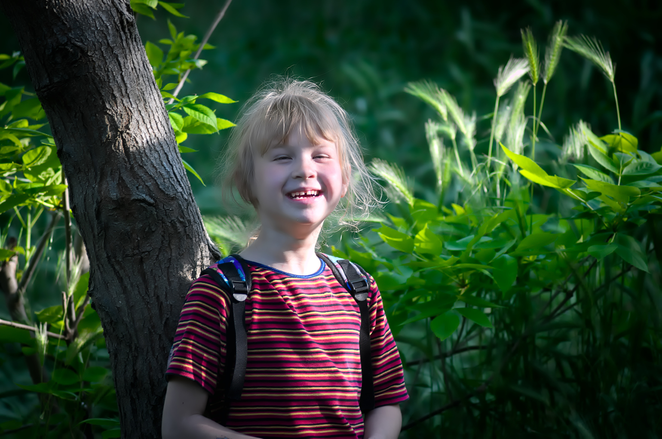 Прогулка двух подружек. Сейчас вылетит ПТИЧКА! Фотосессии в Керчи