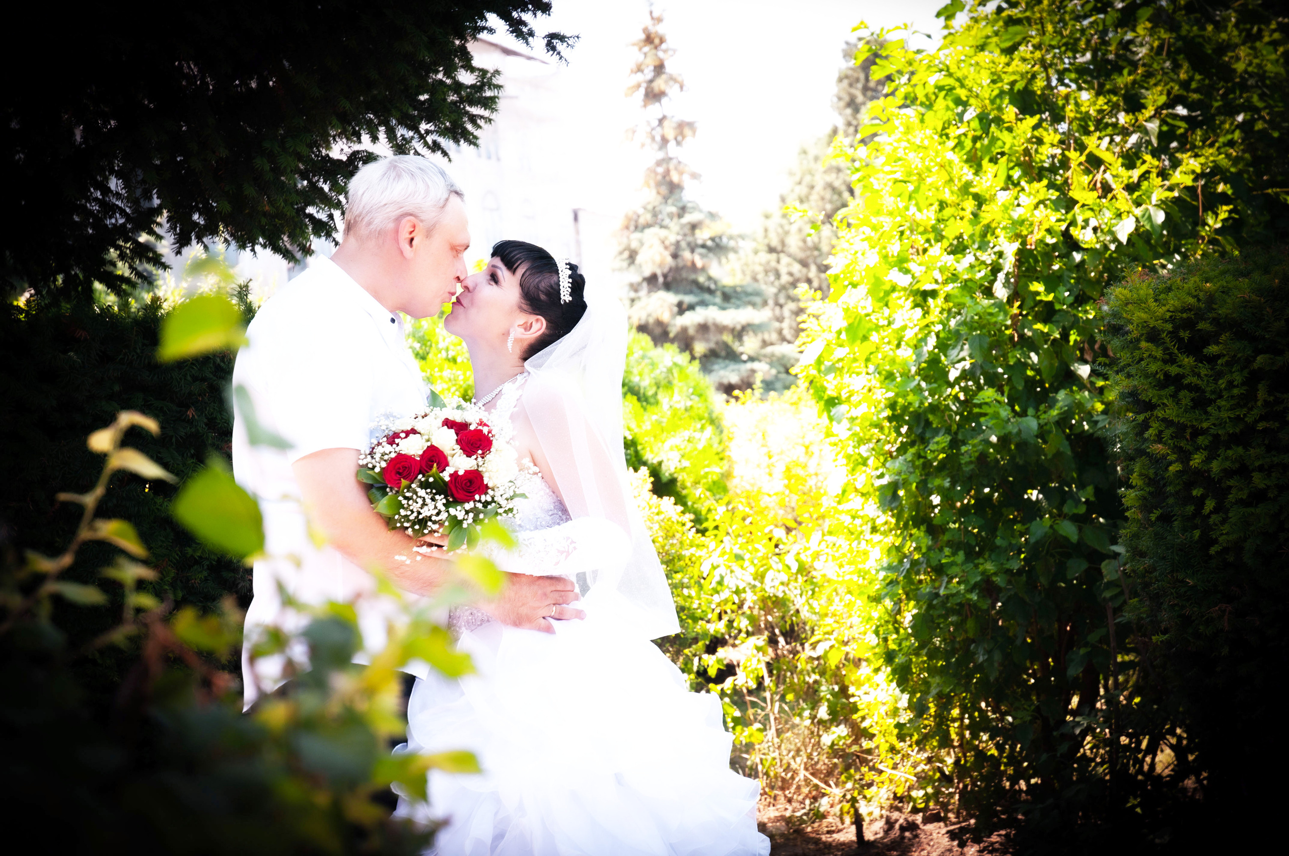 Свадьбы. Сейчас вылетит ПТИЧКА! Фотосессии в Керчи