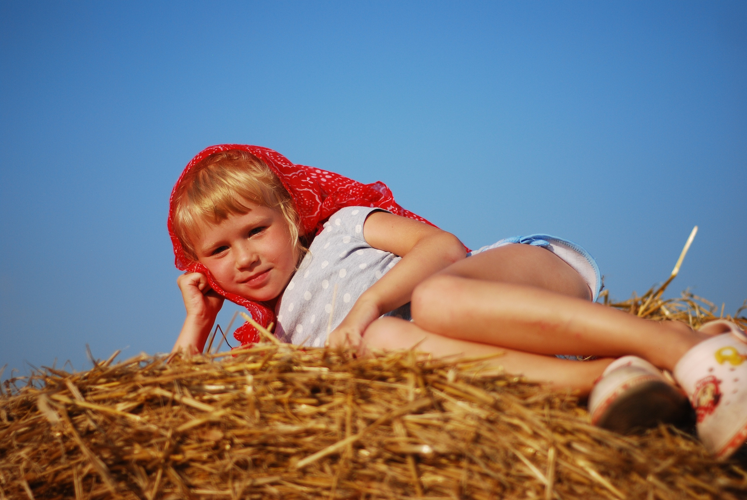 Дети. Сейчас вылетит ПТИЧКА! Фотосессии в Керчи