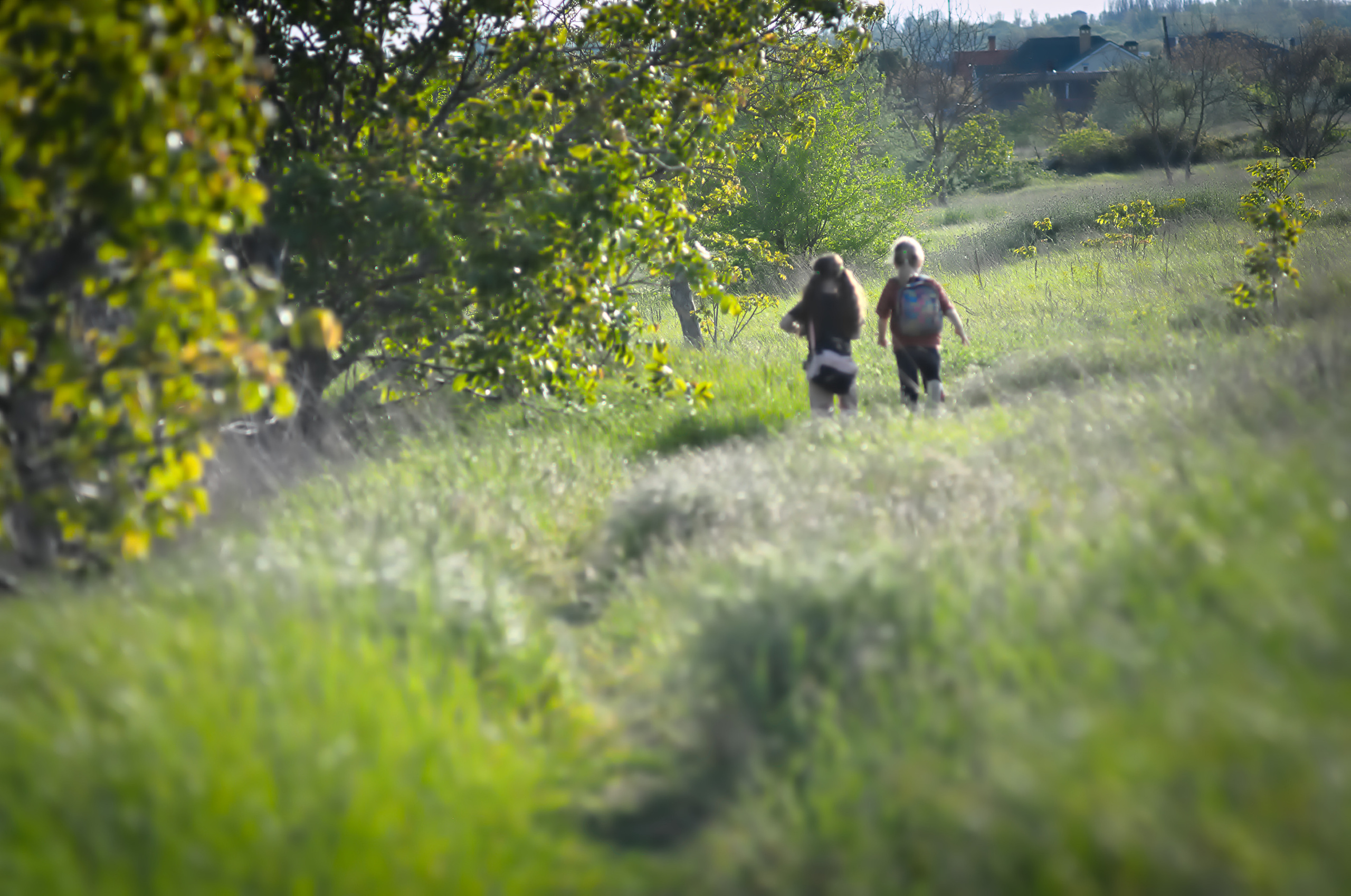 Прогулка двух подружек. Сейчас вылетит ПТИЧКА! Фотосессии в Керчи
