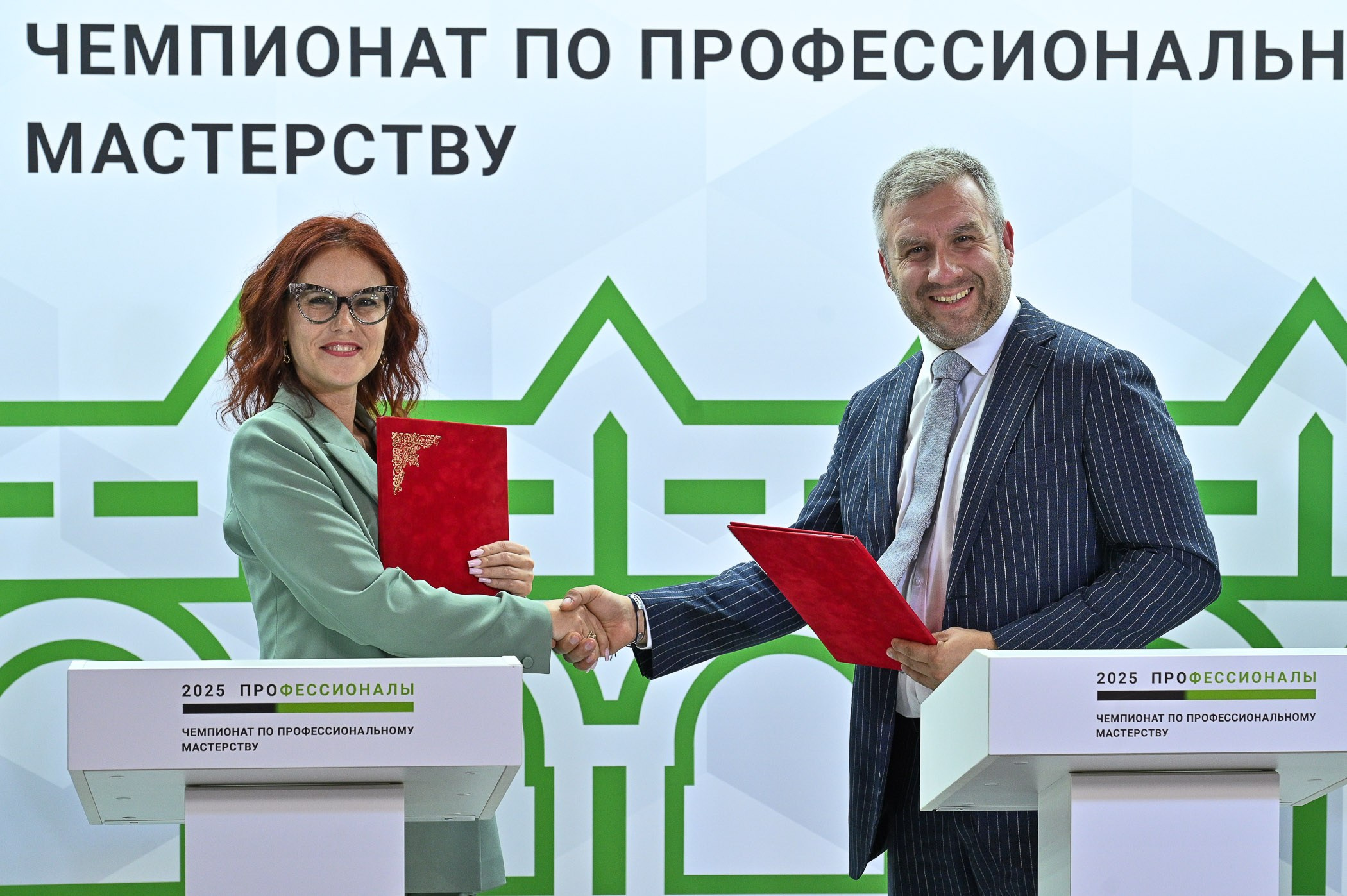 Чемпионат ПРОФЕССИОНАЛЫ-2025. Промышленный и репортажный фотограф в Калуге Игорь Малеев