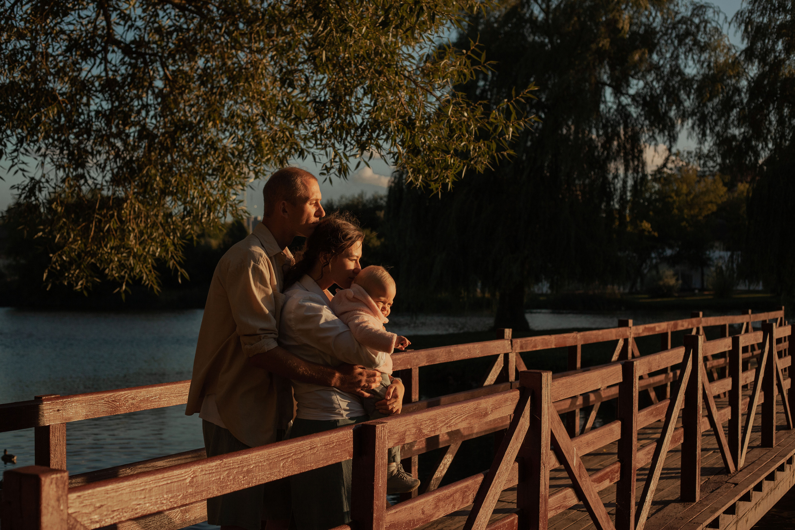 Семейная прогулка в парке. Фотограф видеограф Ольга Василевская