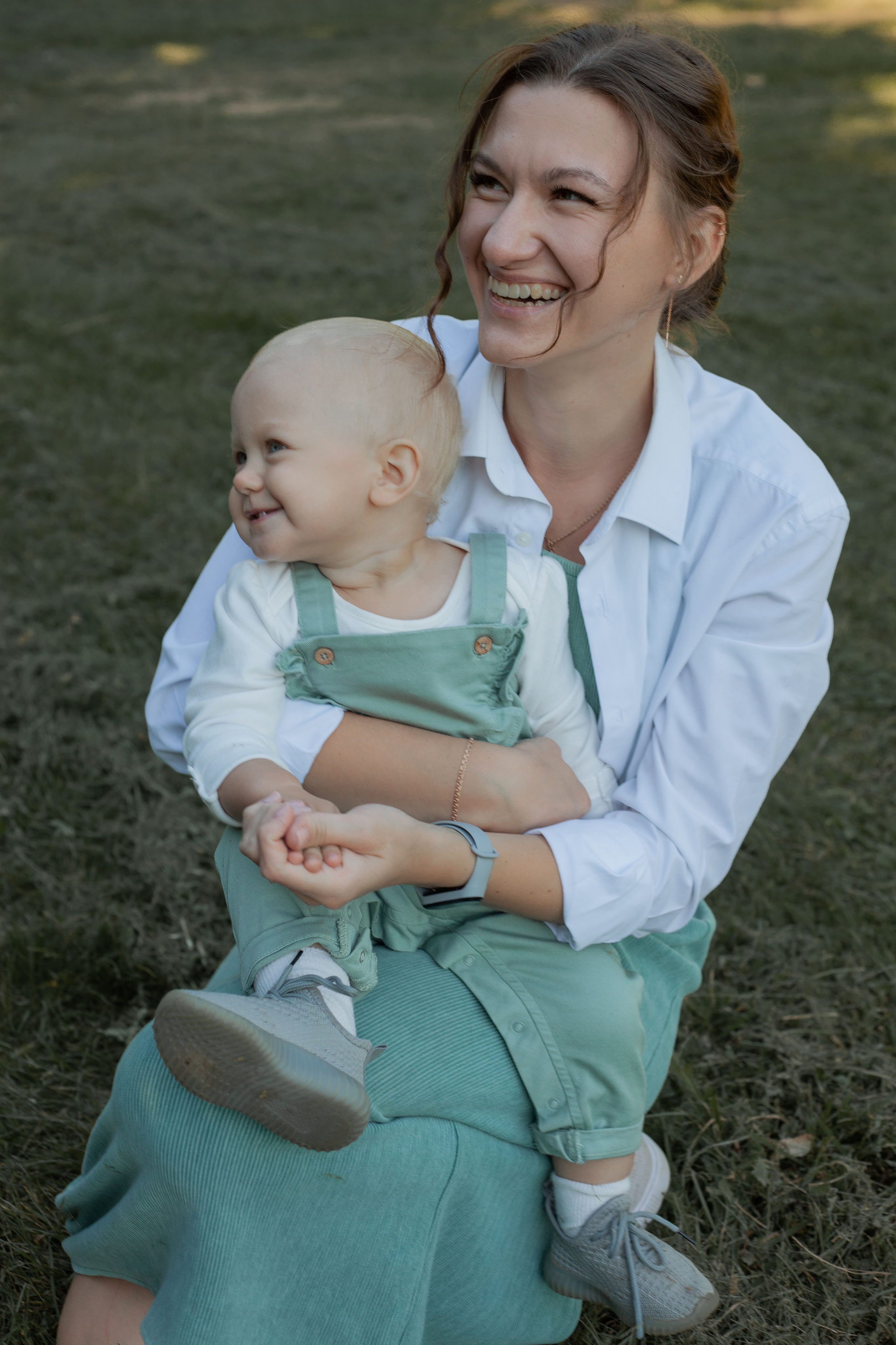 Семейная прогулка в парке. Фотограф видеограф Ольга Василевская