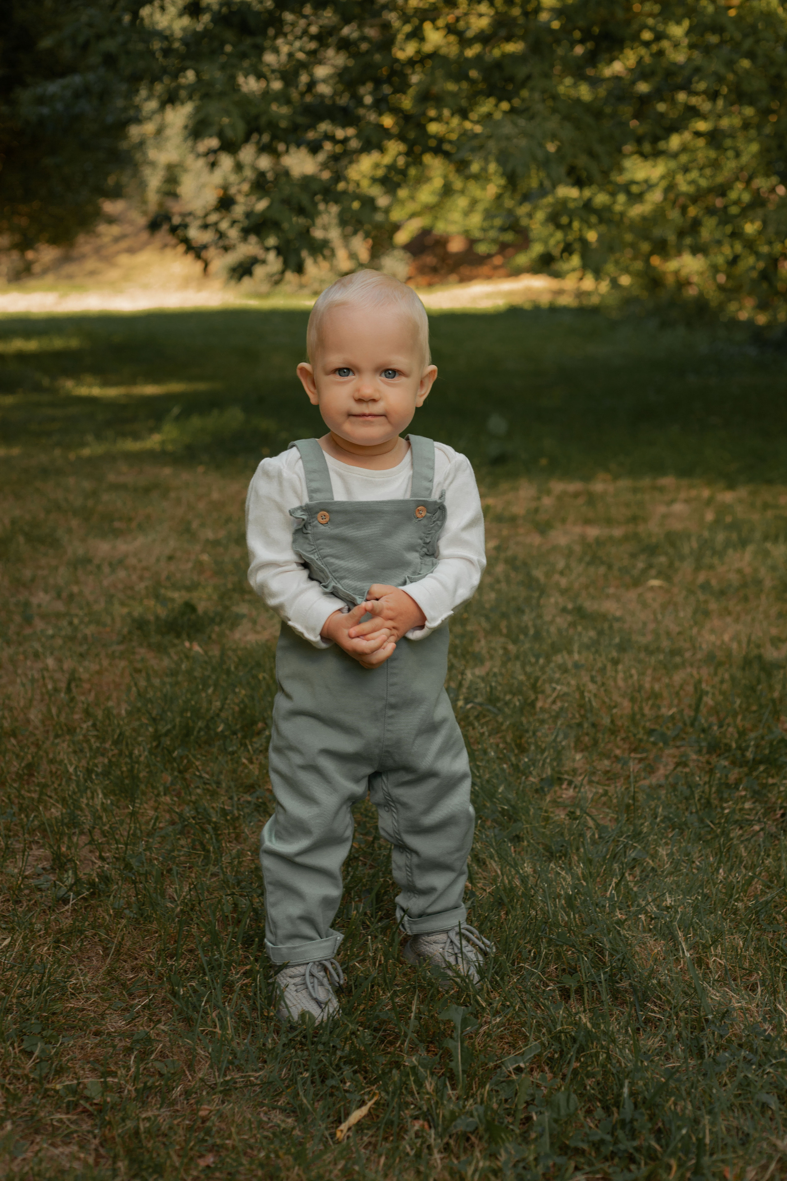 Семейная прогулка в парке. Фотограф видеограф Ольга Василевская
