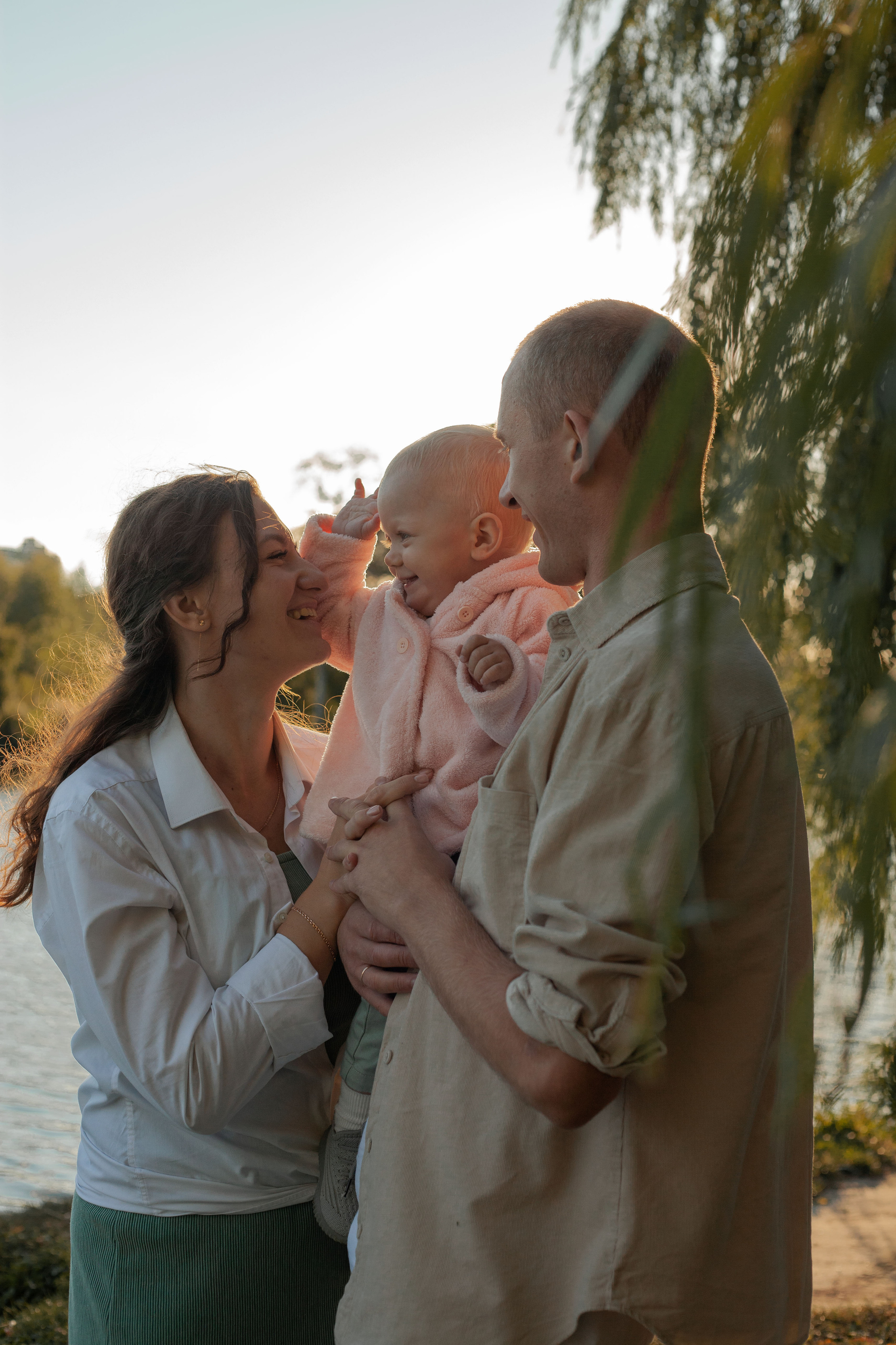 Семейная прогулка в парке. Фотограф видеограф Ольга Василевская