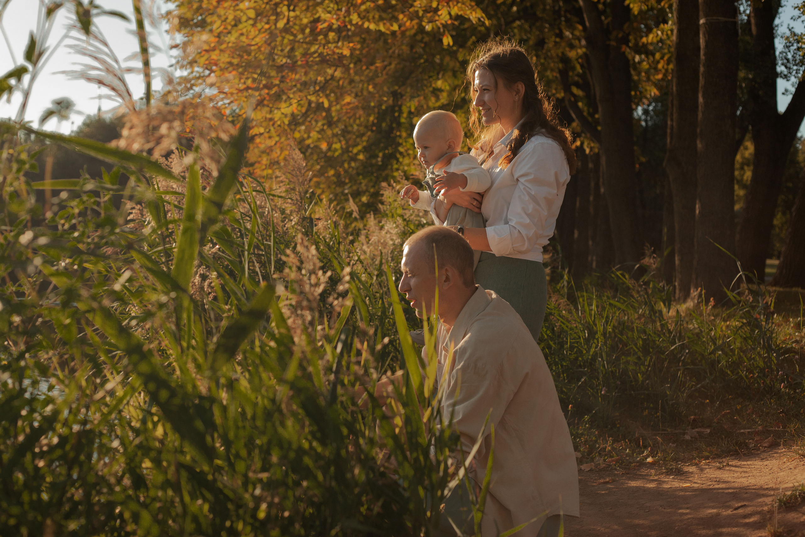 Семейная прогулка в парке. Фотограф видеограф Ольга Василевская