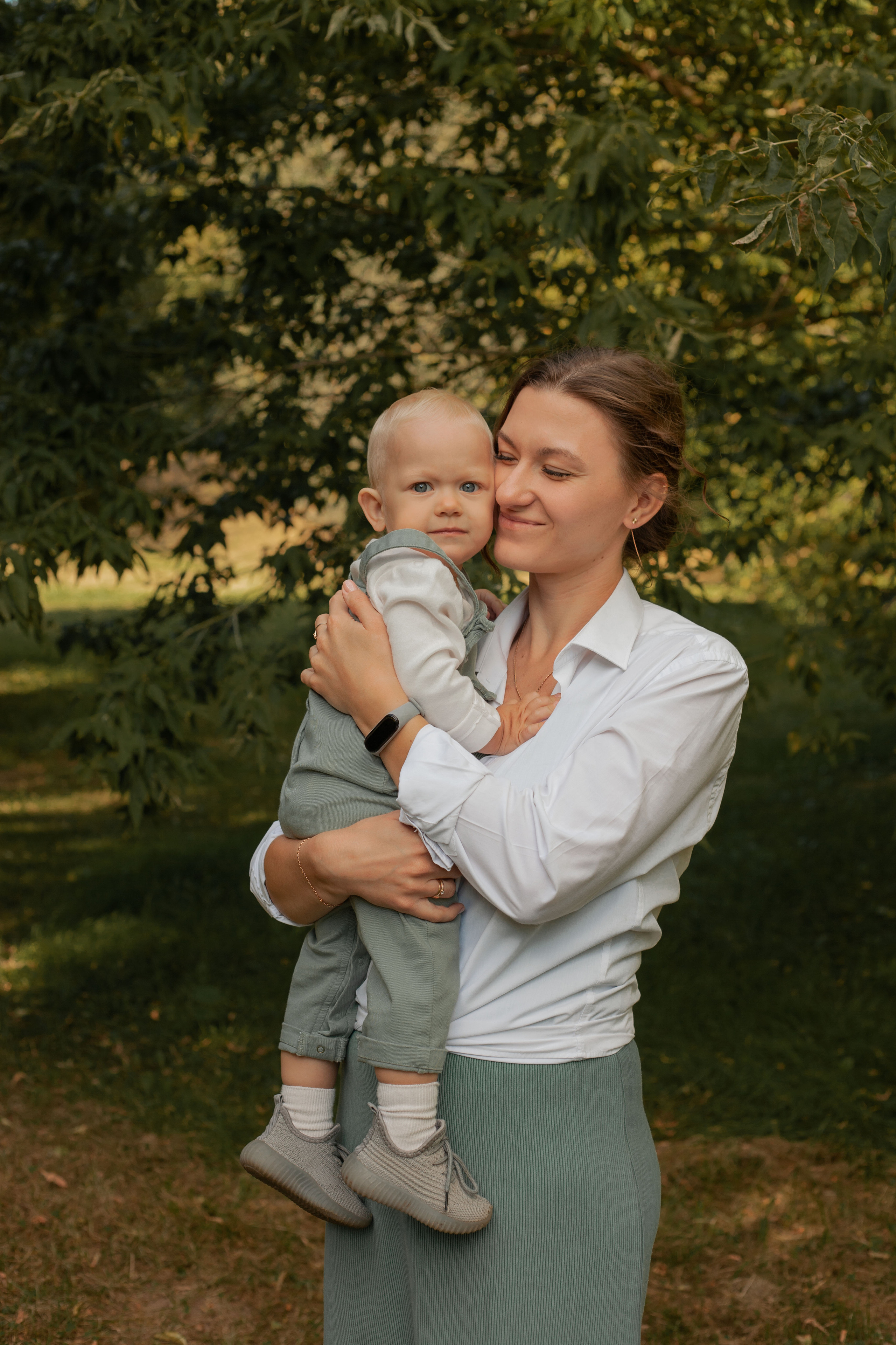 Семейная прогулка в парке. Фотограф видеограф Ольга Василевская